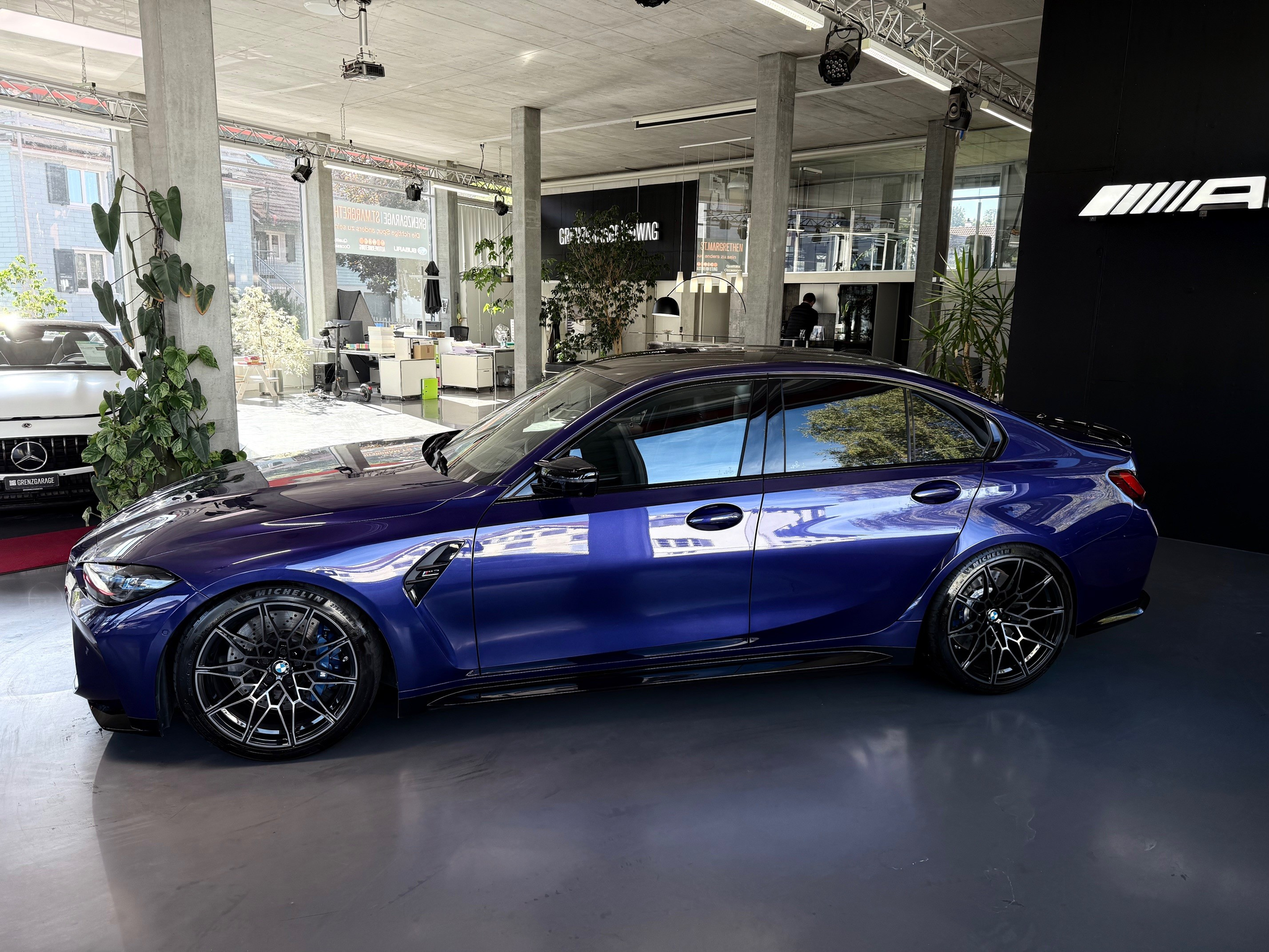 listing desktop thumbnail image 6