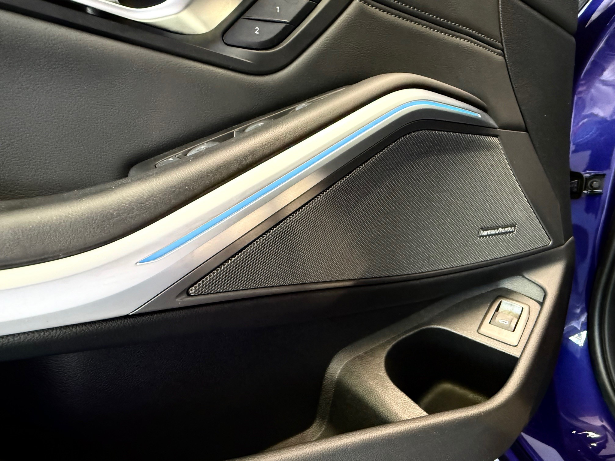 listing desktop thumbnail image 15