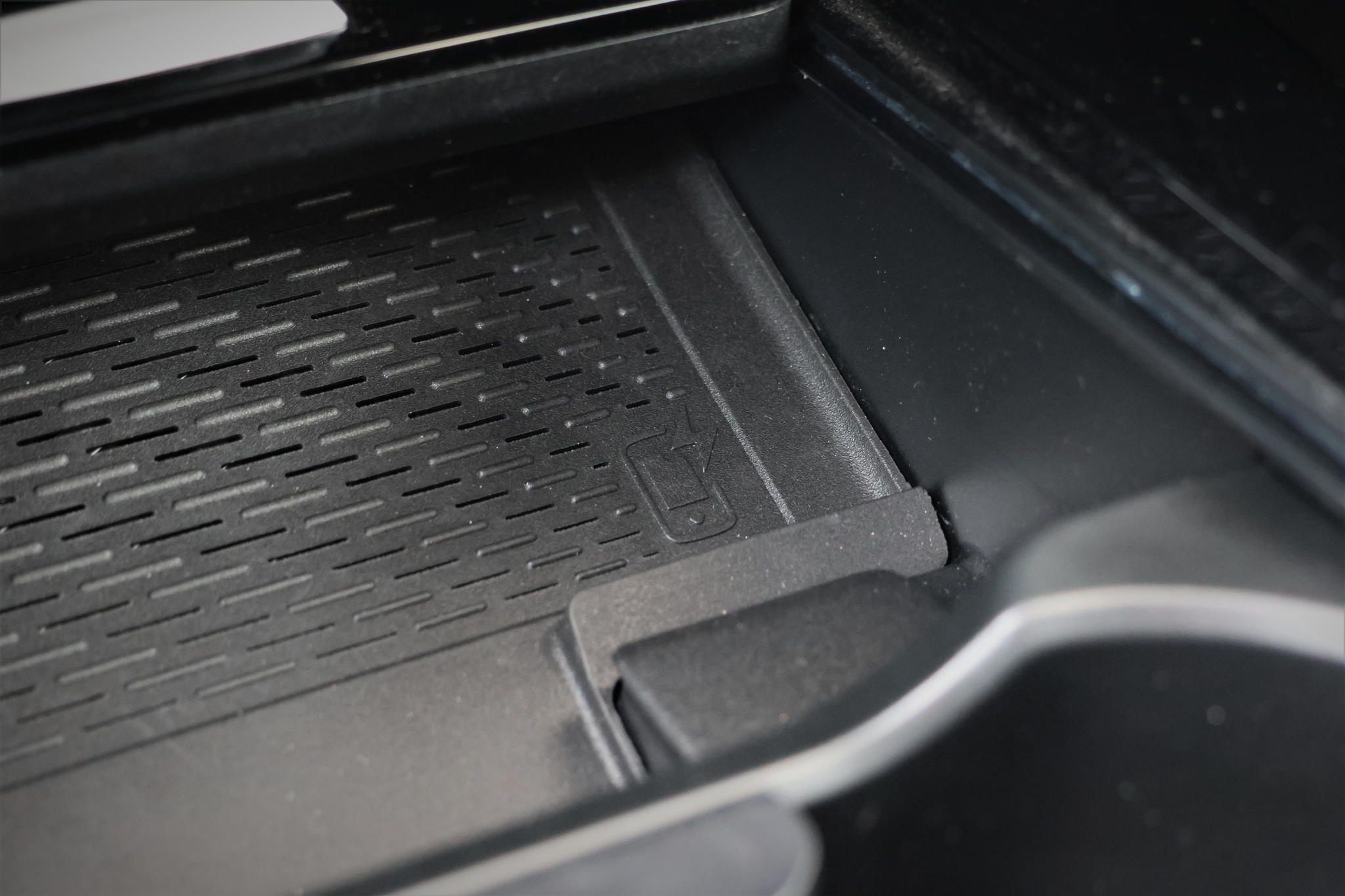 listing desktop thumbnail image 28