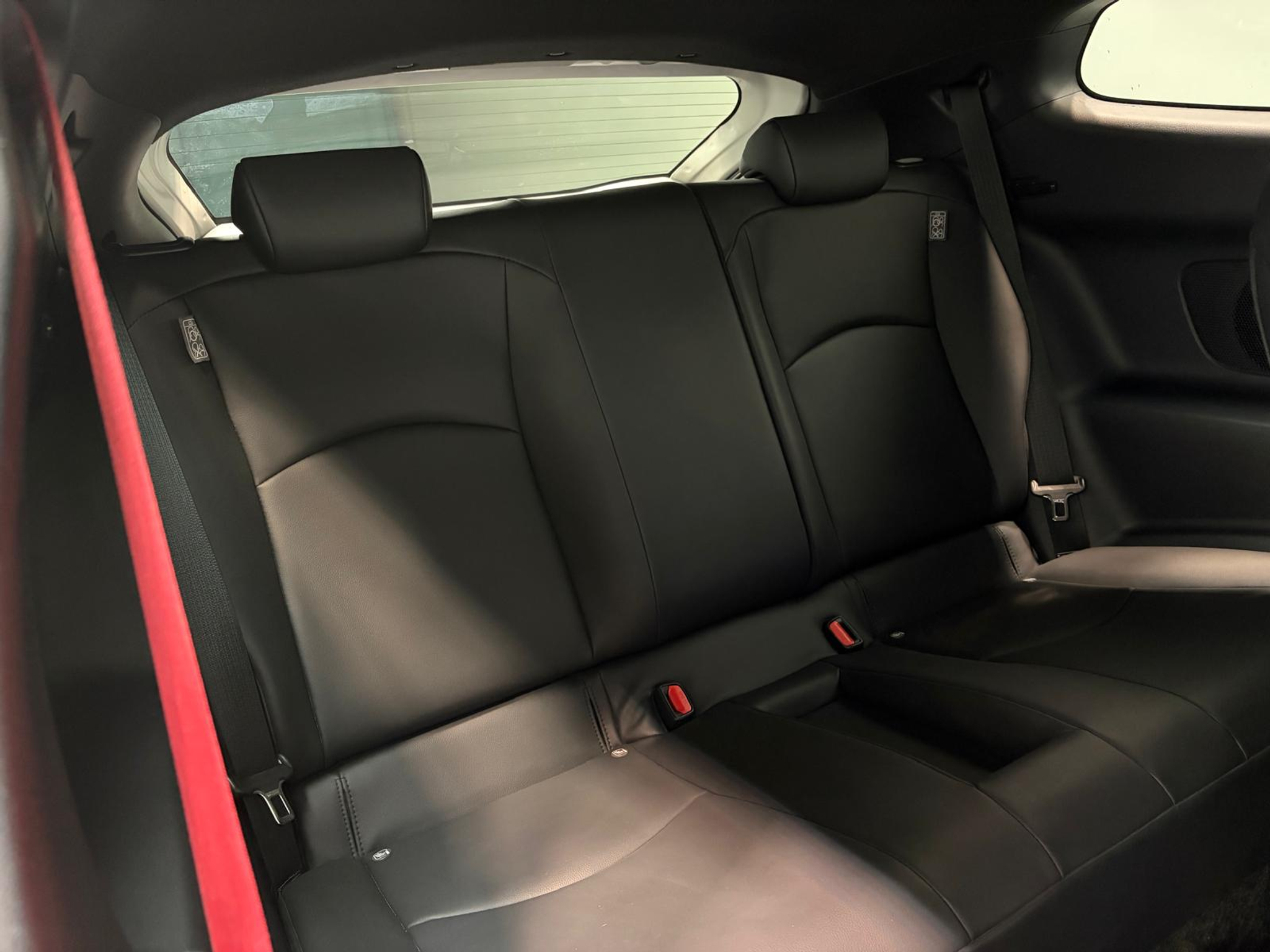 listing desktop thumbnail image 13