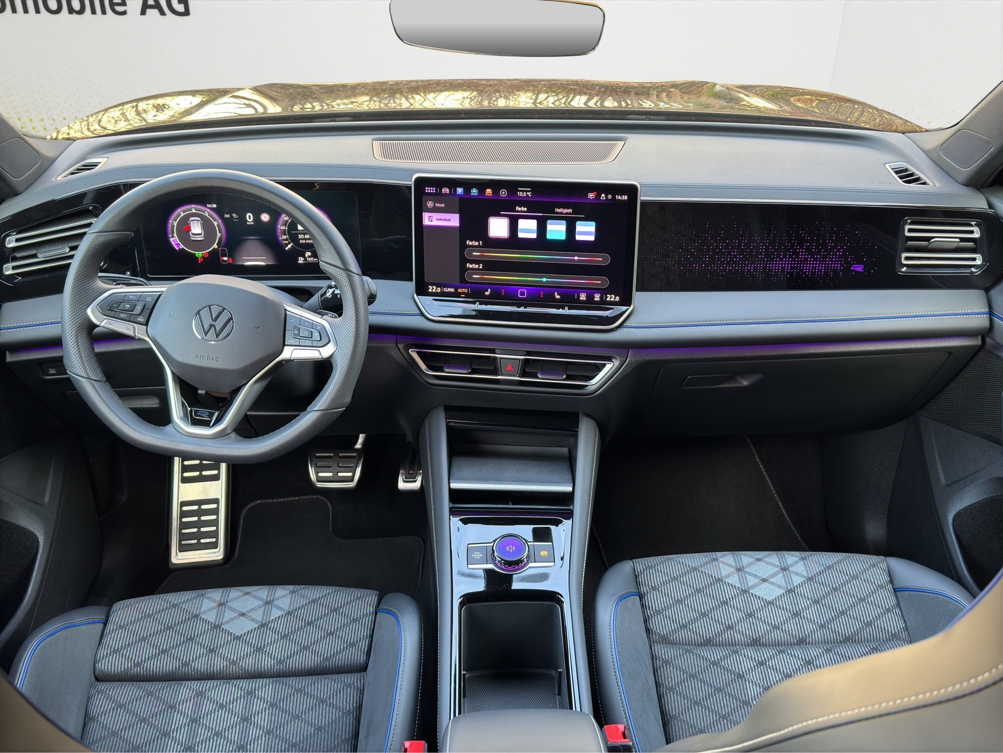 listing desktop thumbnail image 11