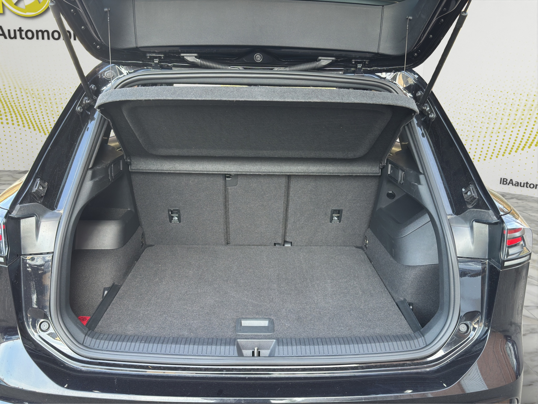 listing desktop thumbnail image 8