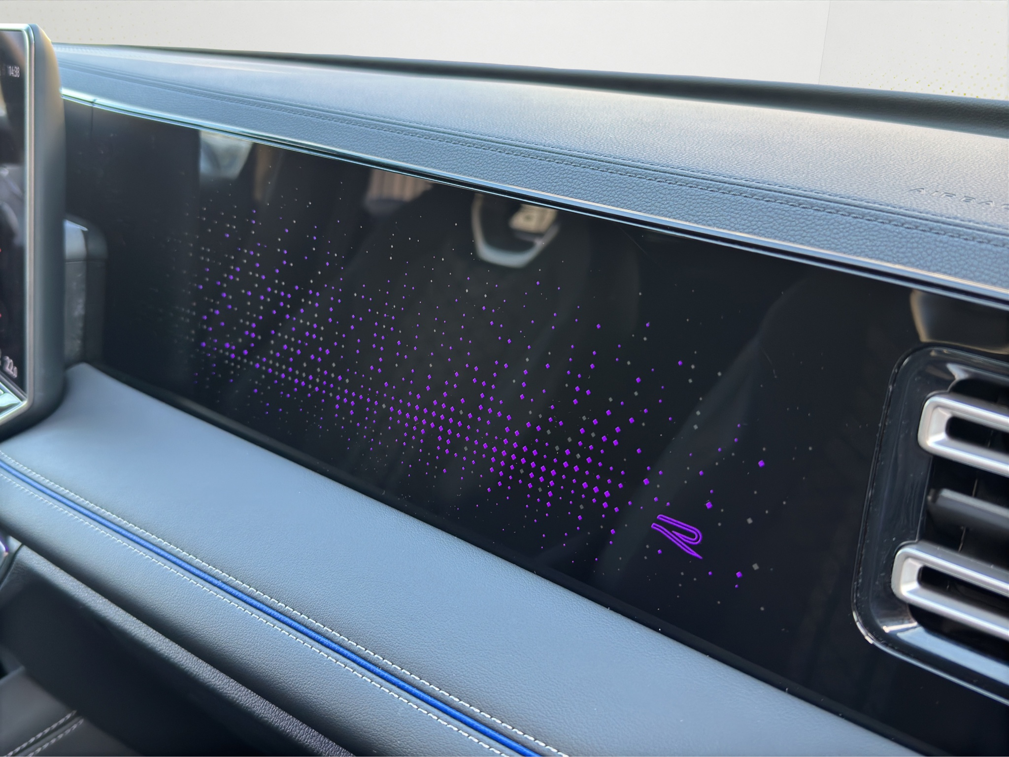 listing desktop thumbnail image 24