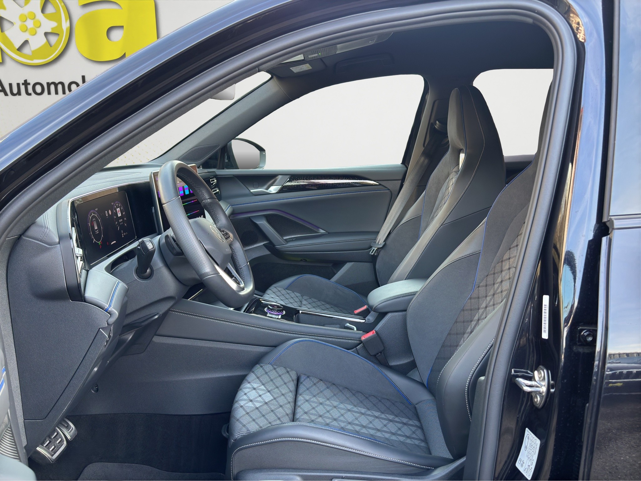 listing desktop thumbnail image 13