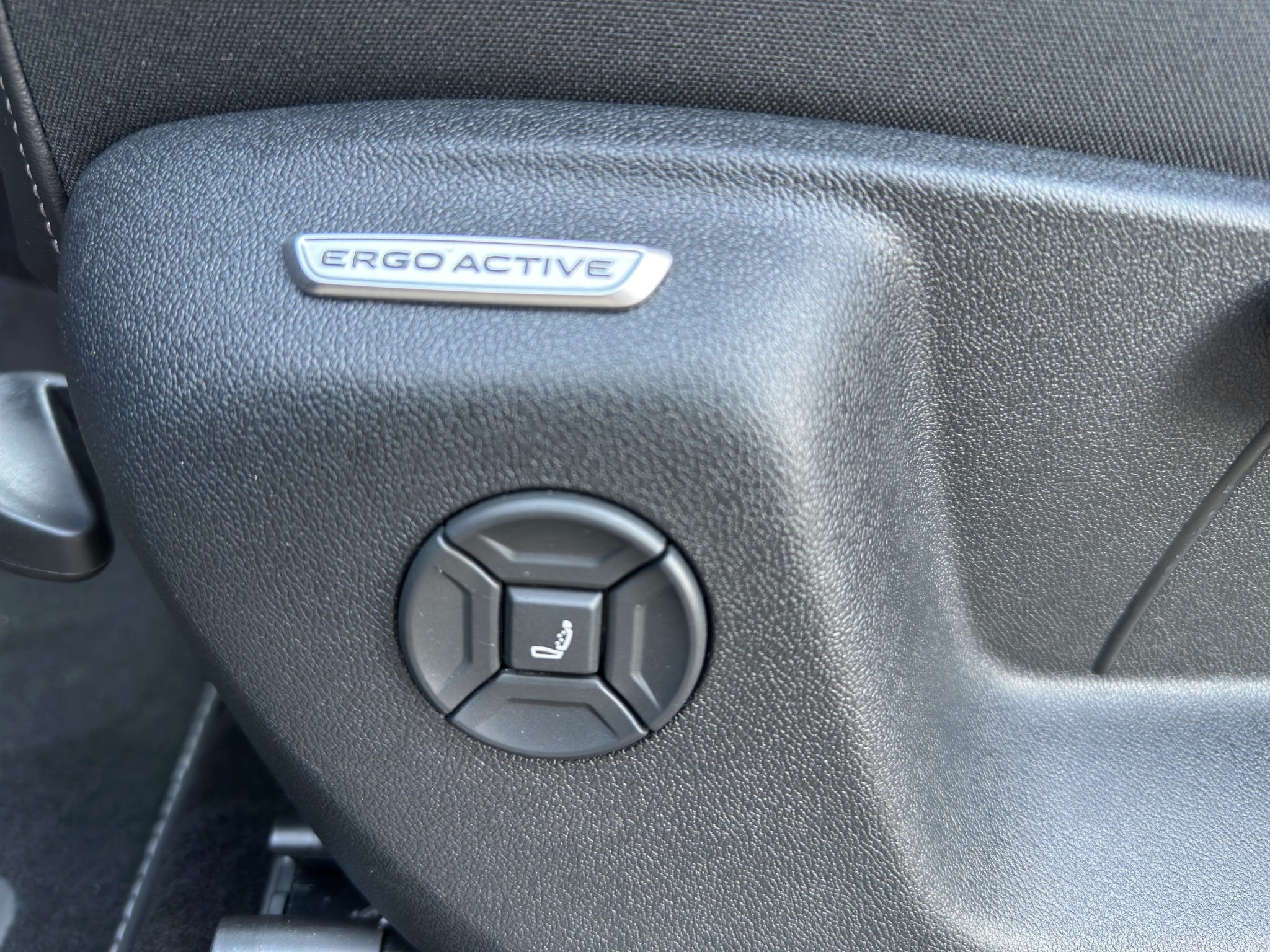 listing desktop thumbnail image 14