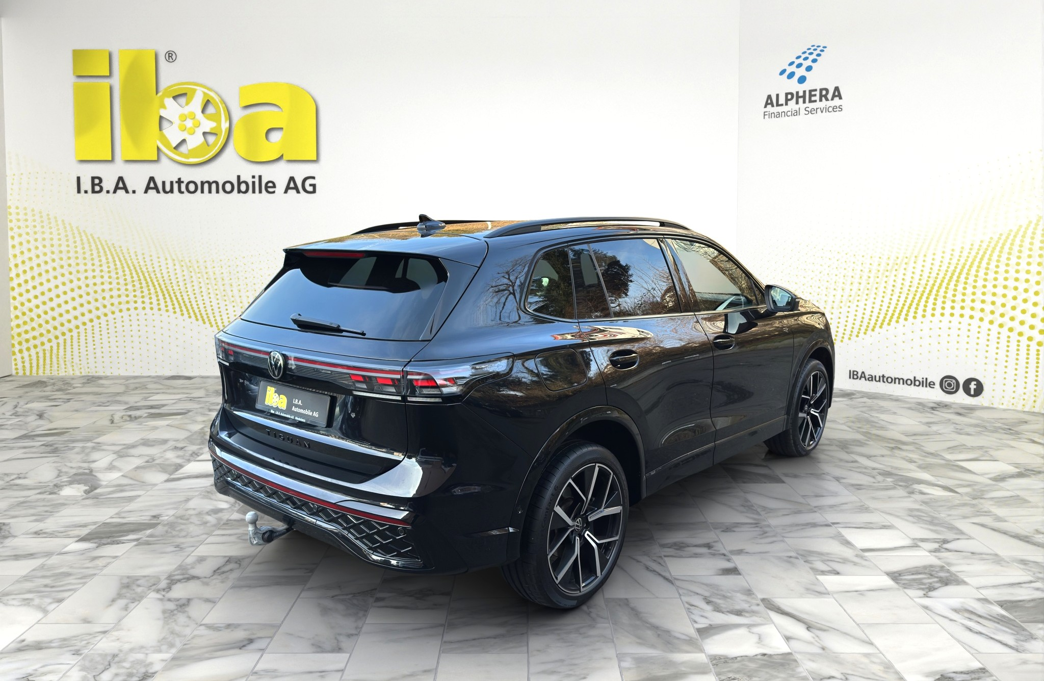 listing desktop thumbnail image 4