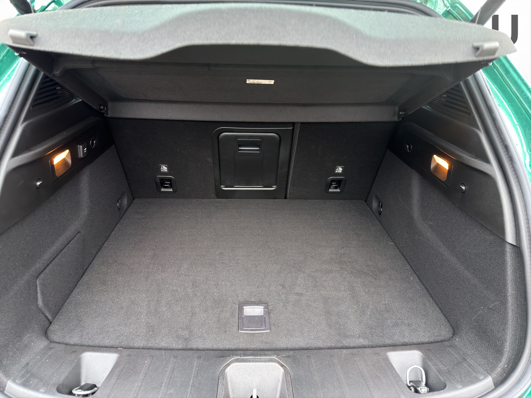 listing desktop thumbnail image 17