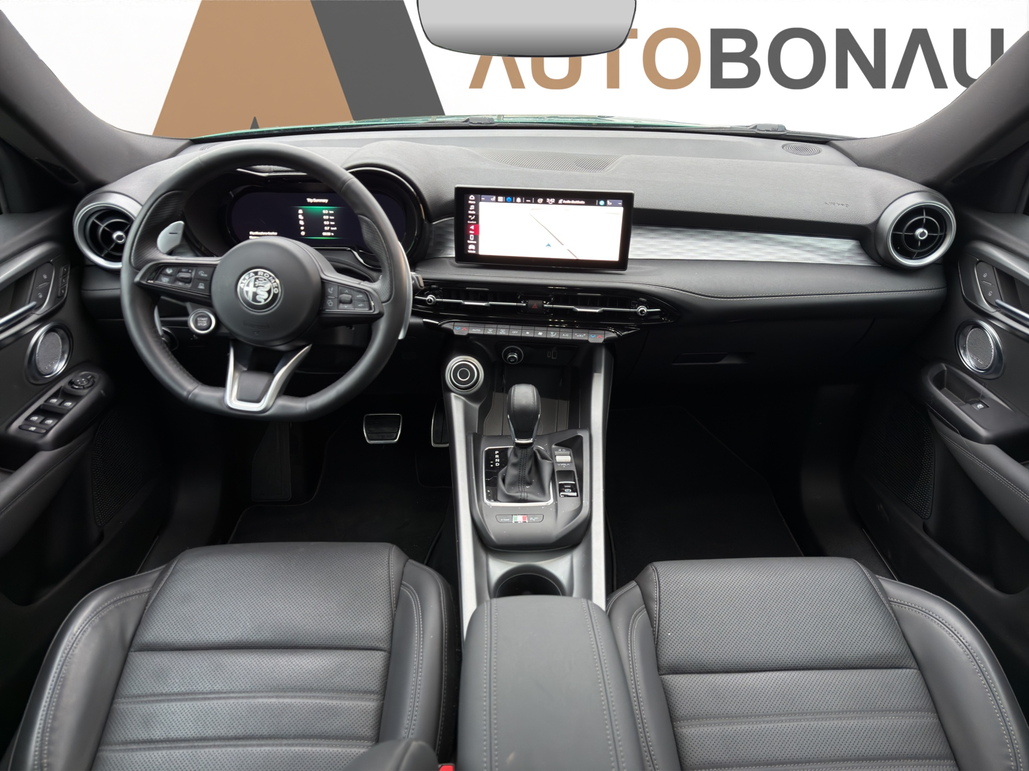 listing desktop thumbnail image 9