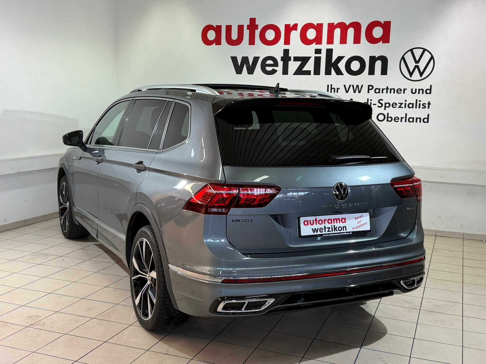 listing desktop thumbnail image 3