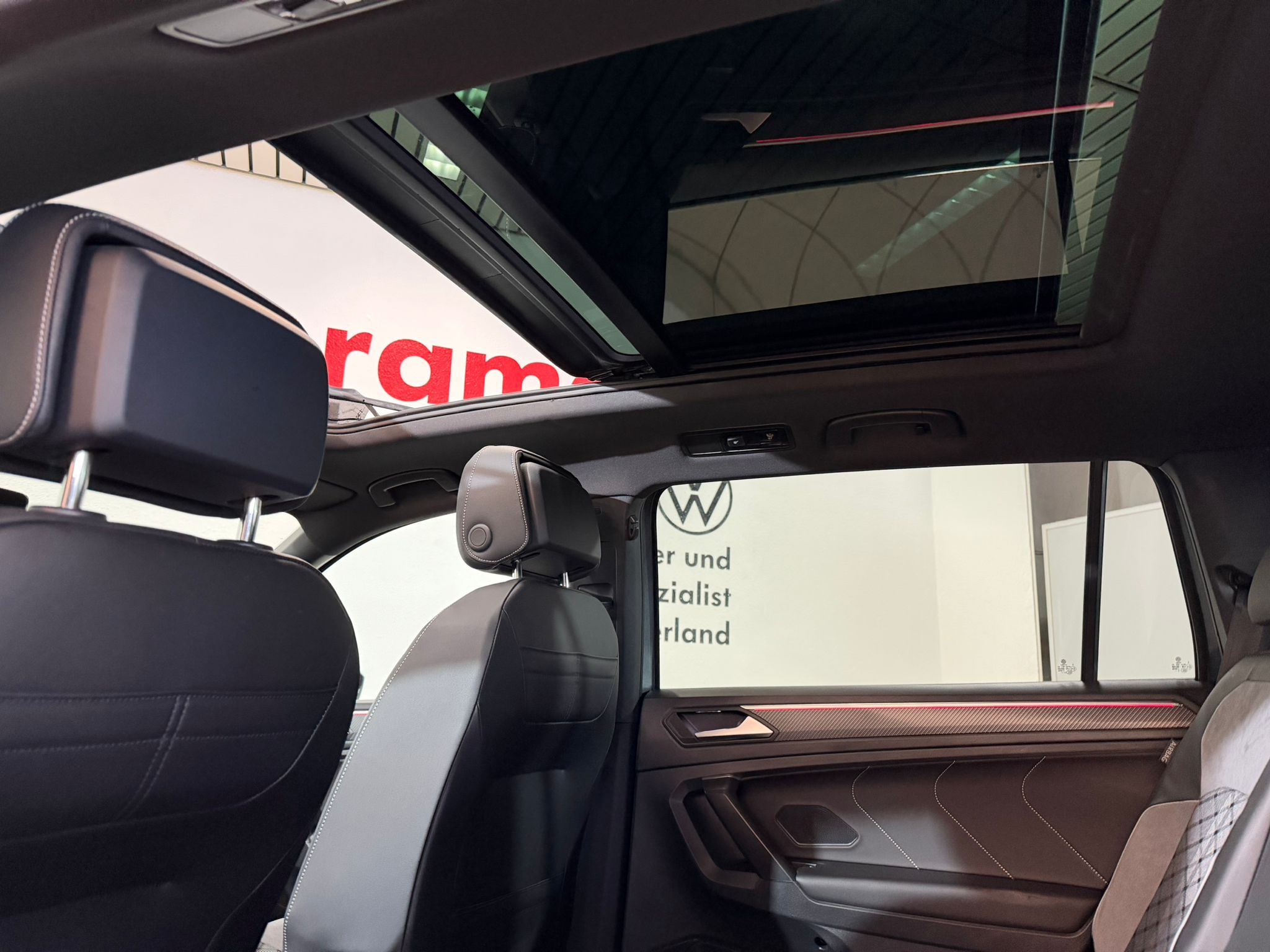 listing desktop thumbnail image 12