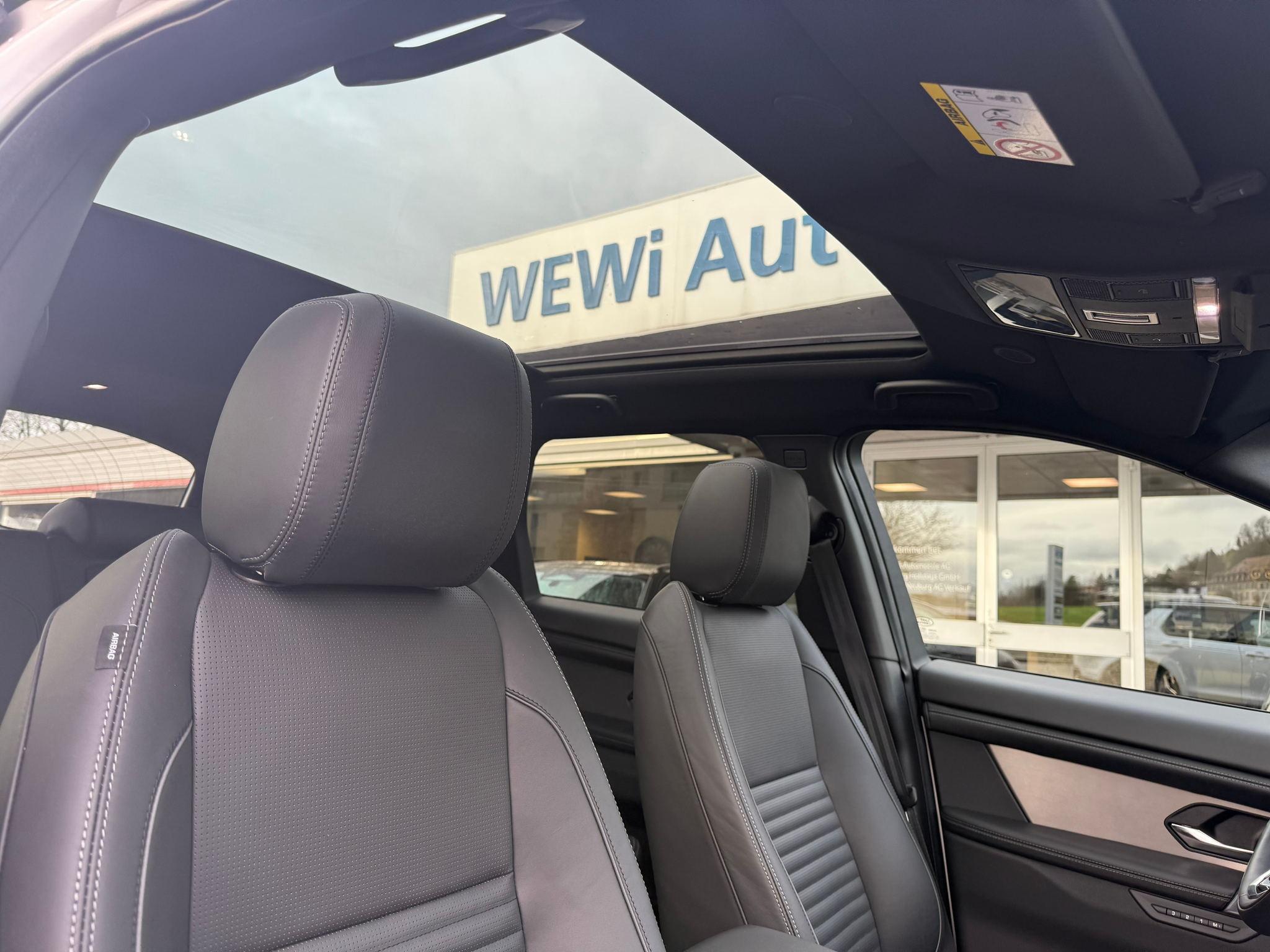 listing desktop thumbnail image 21