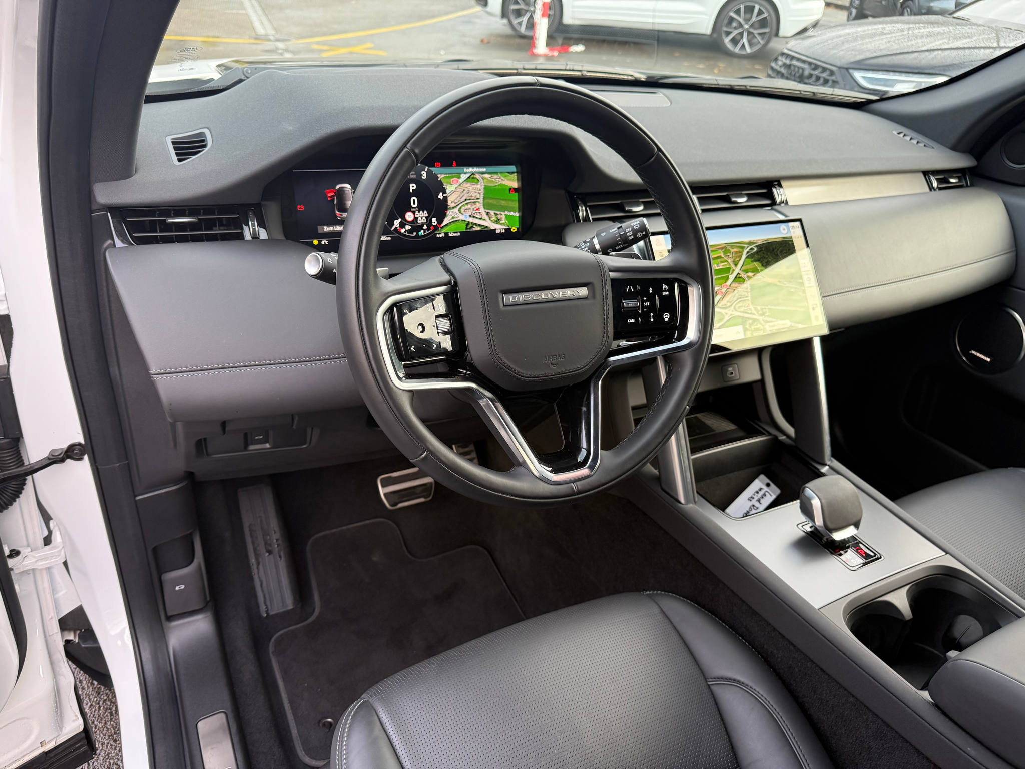 listing desktop thumbnail image 9