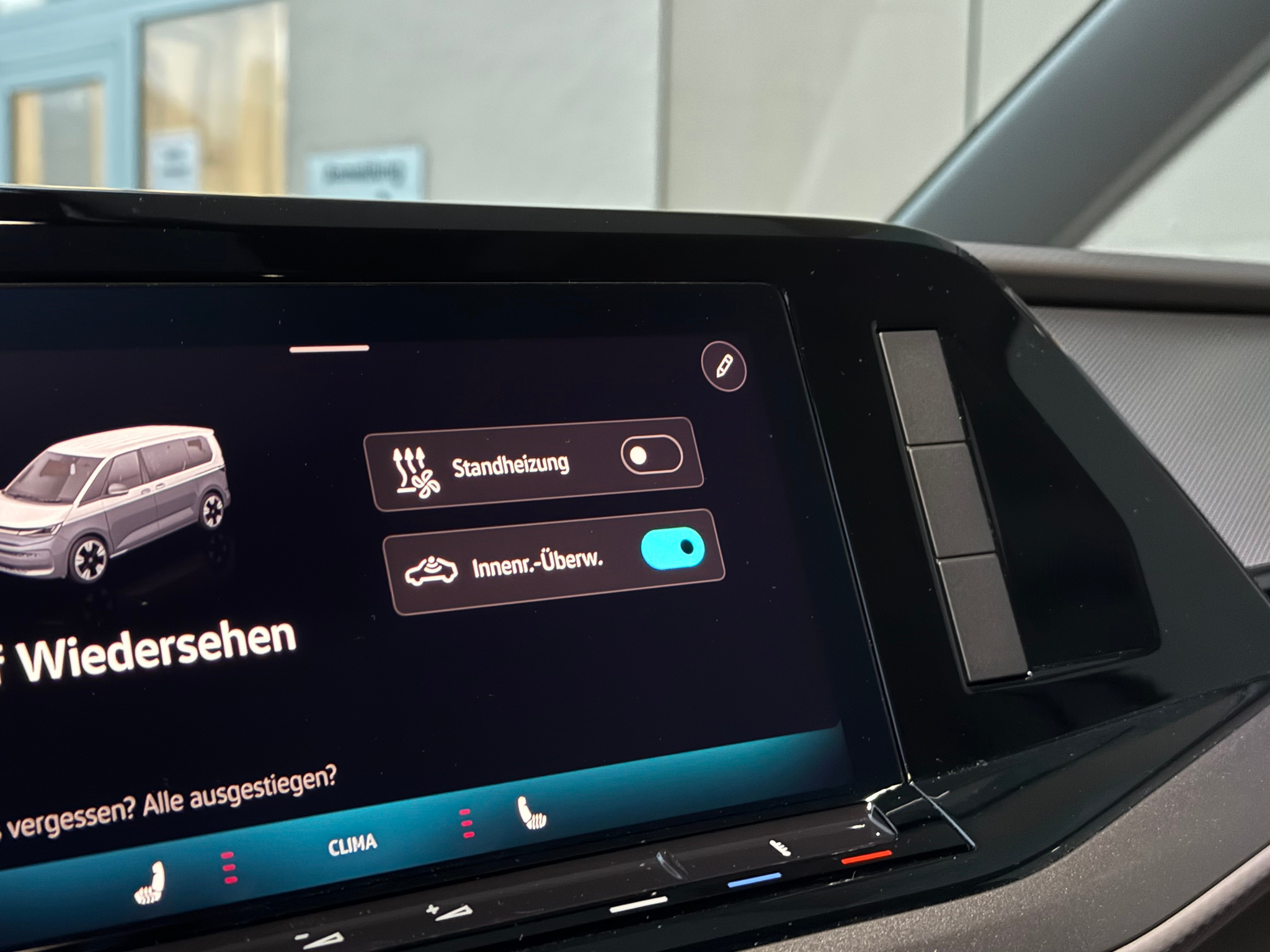 listing desktop thumbnail image 17