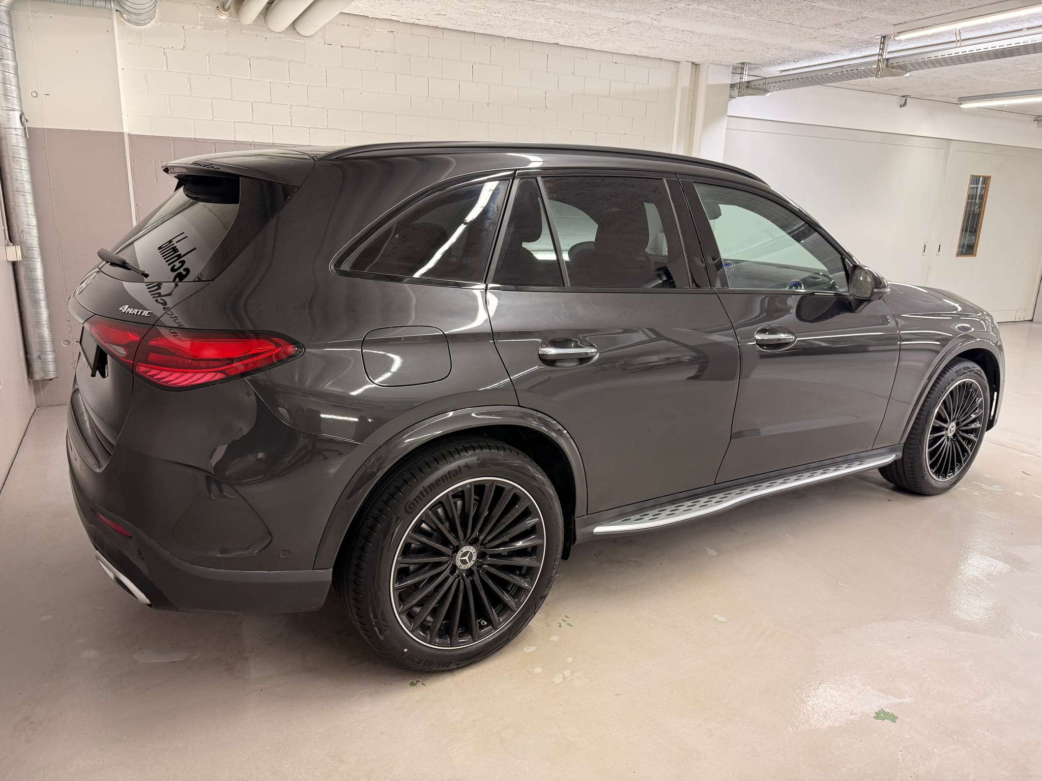 listing desktop thumbnail image 3