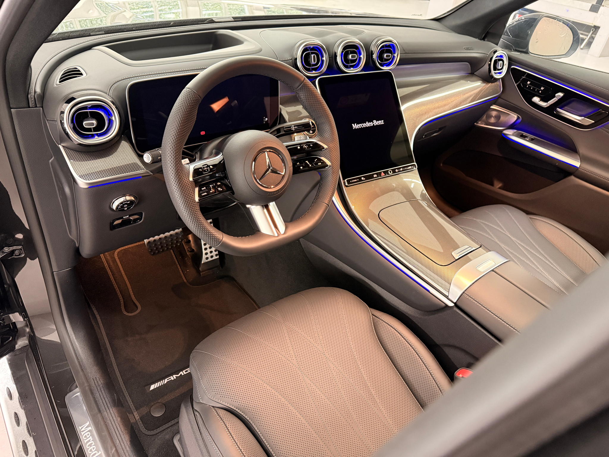 listing desktop thumbnail image 6