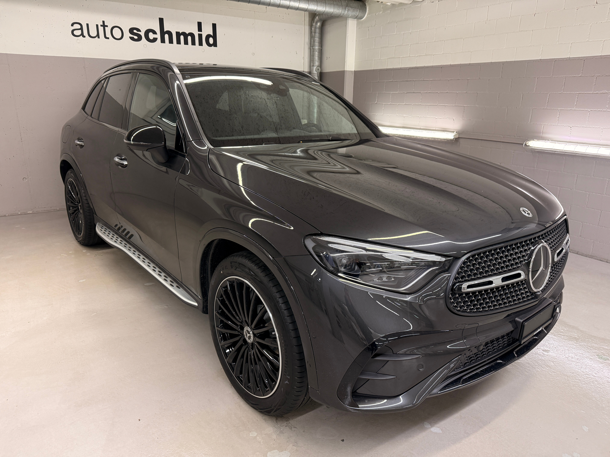 listing desktop thumbnail image 1