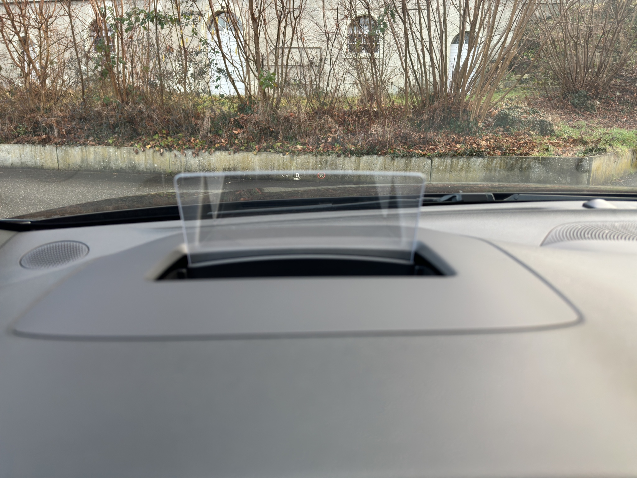 listing desktop thumbnail image 18