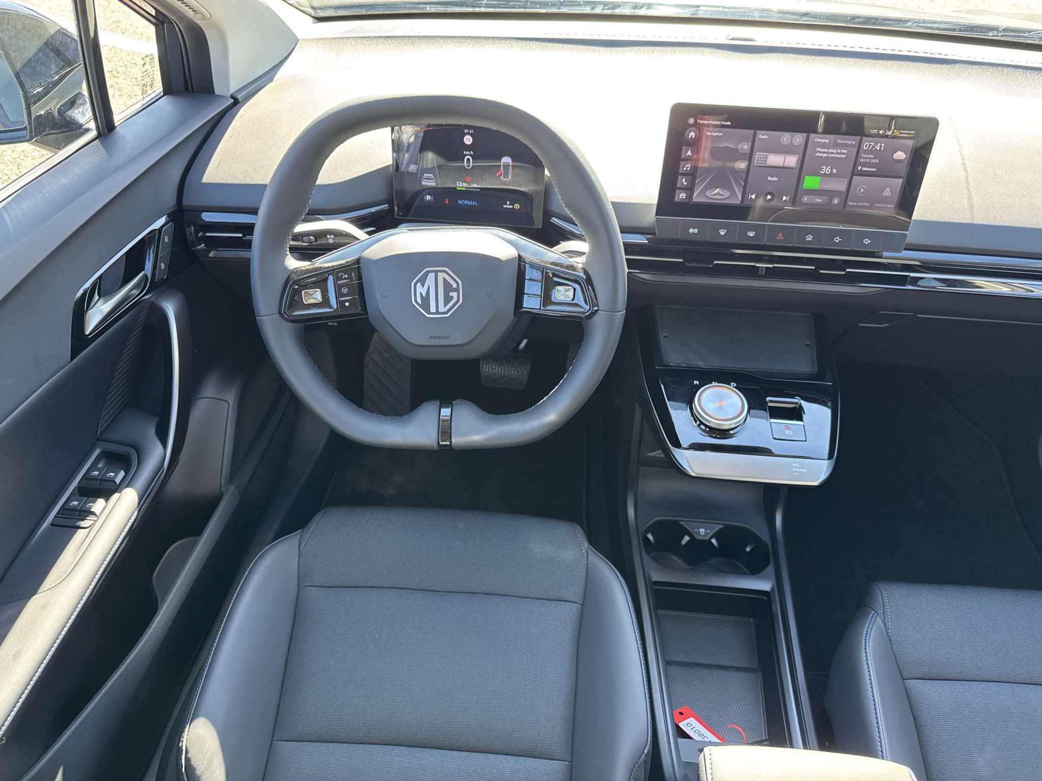 listing desktop thumbnail image 4