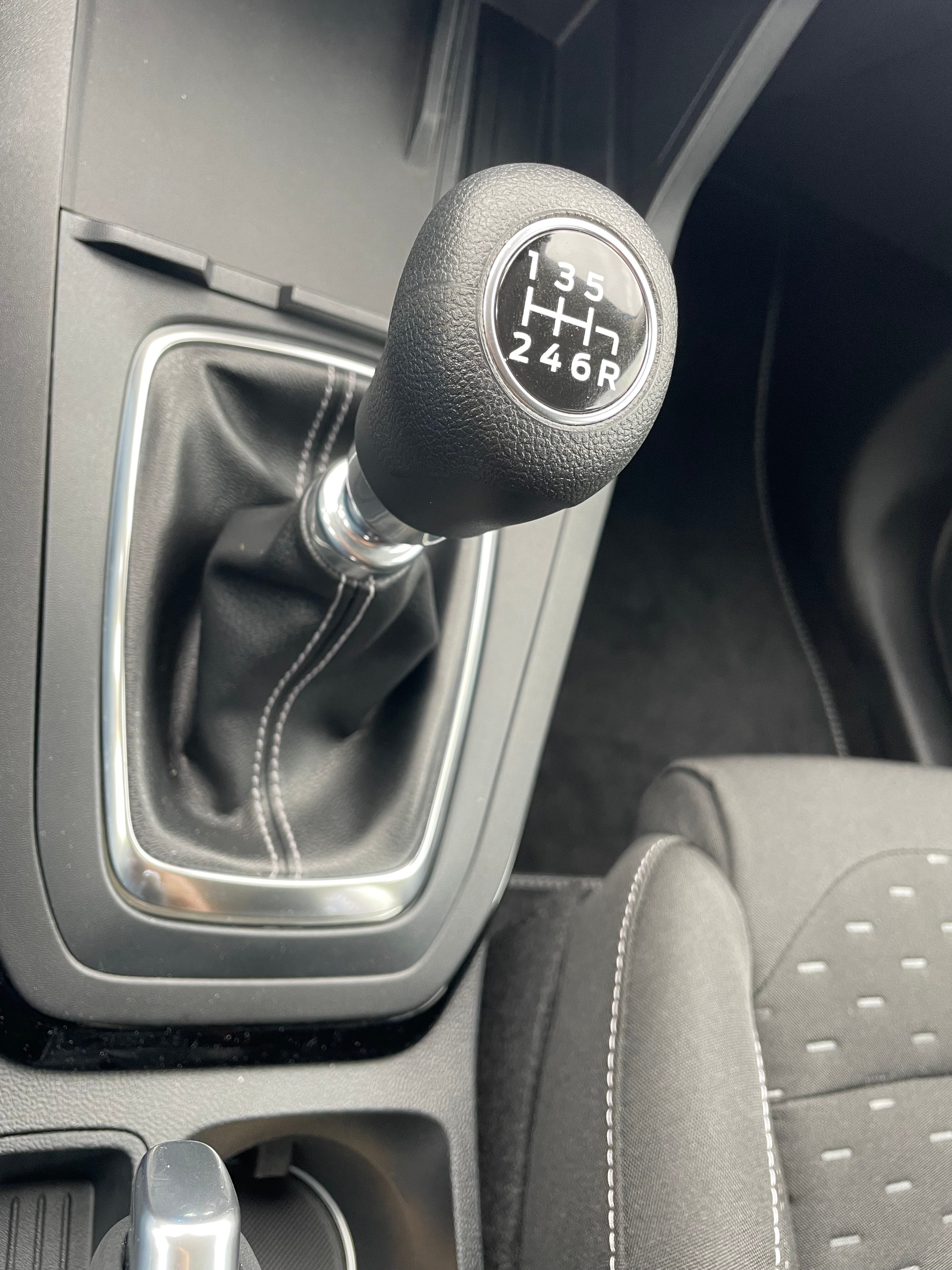 listing desktop thumbnail image 15