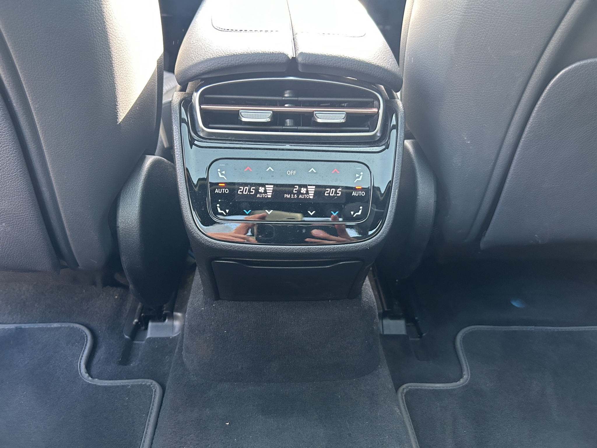 listing desktop thumbnail image 16