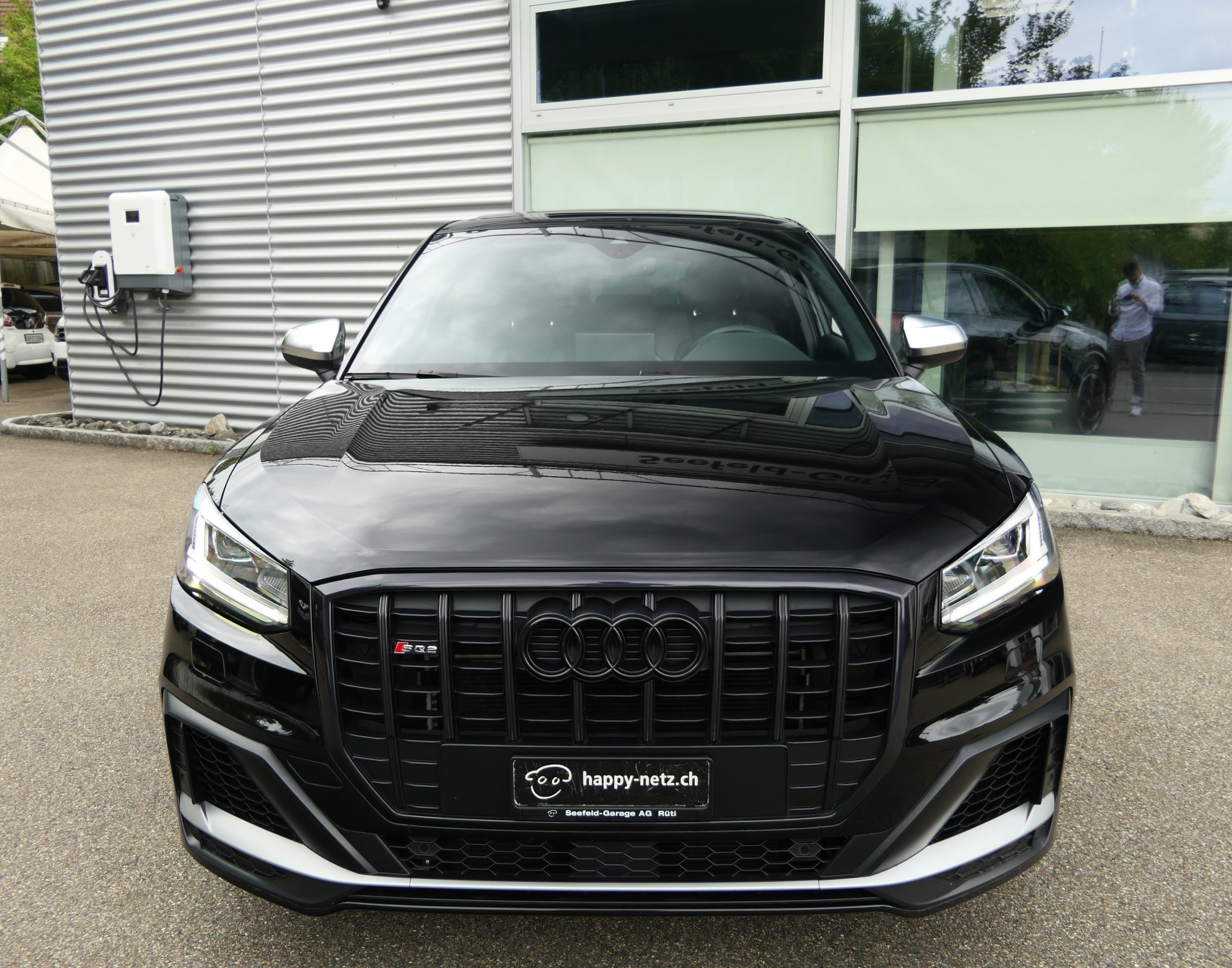 car-image-1