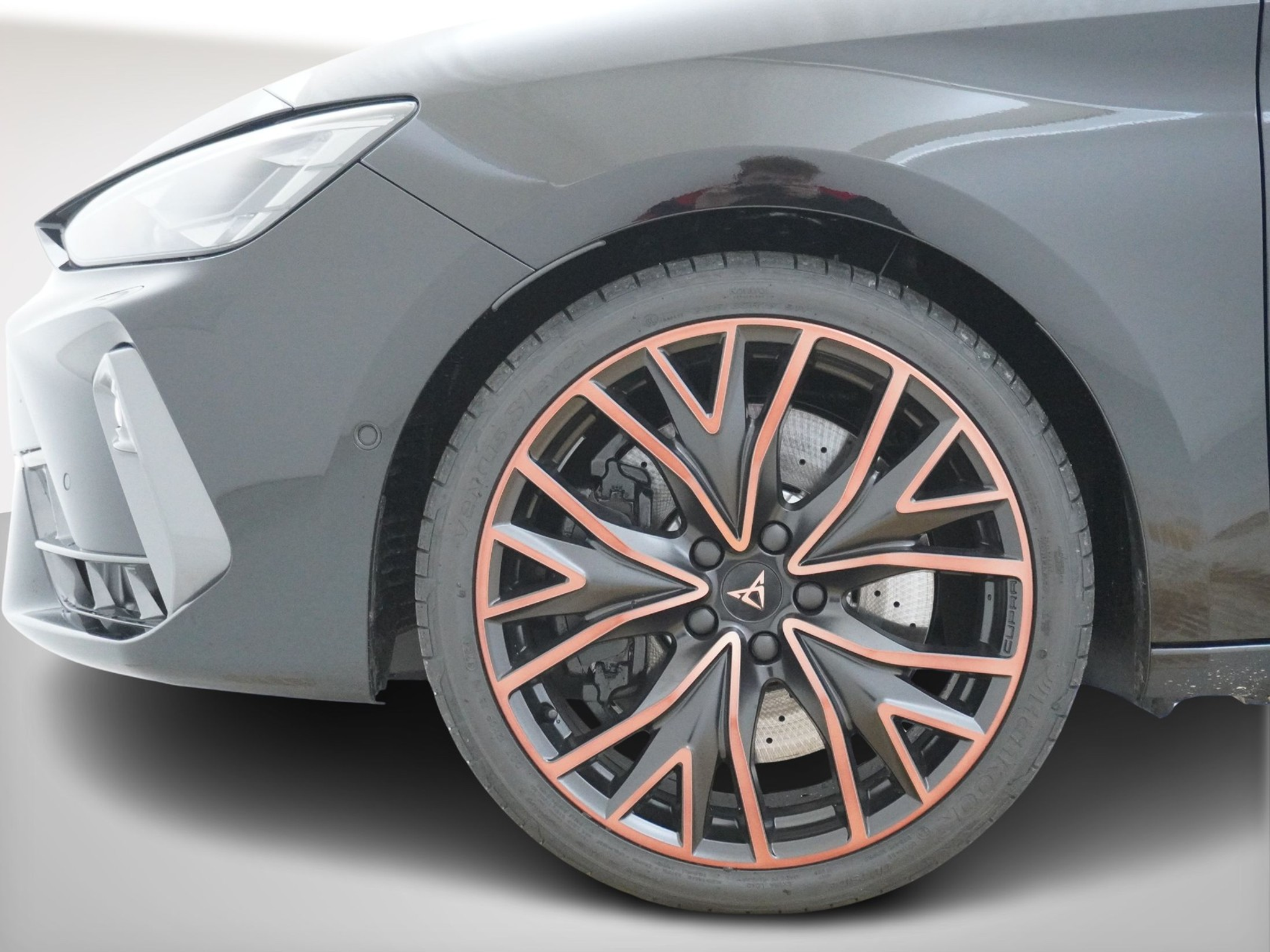 listing desktop thumbnail image 7