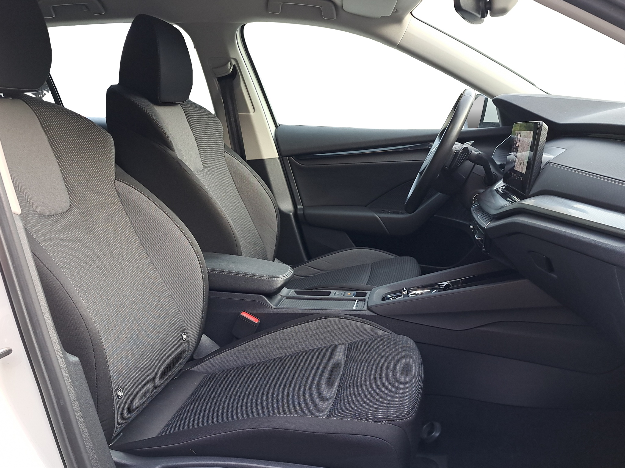 listing desktop thumbnail image 10