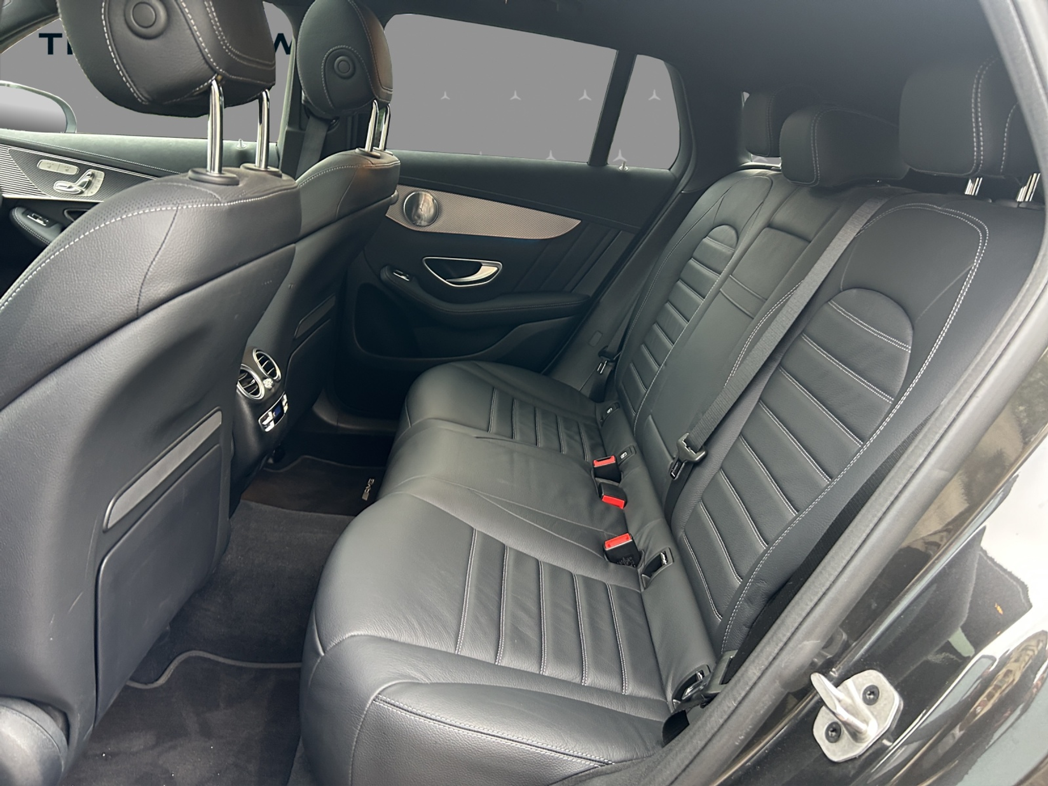 listing desktop thumbnail image 15