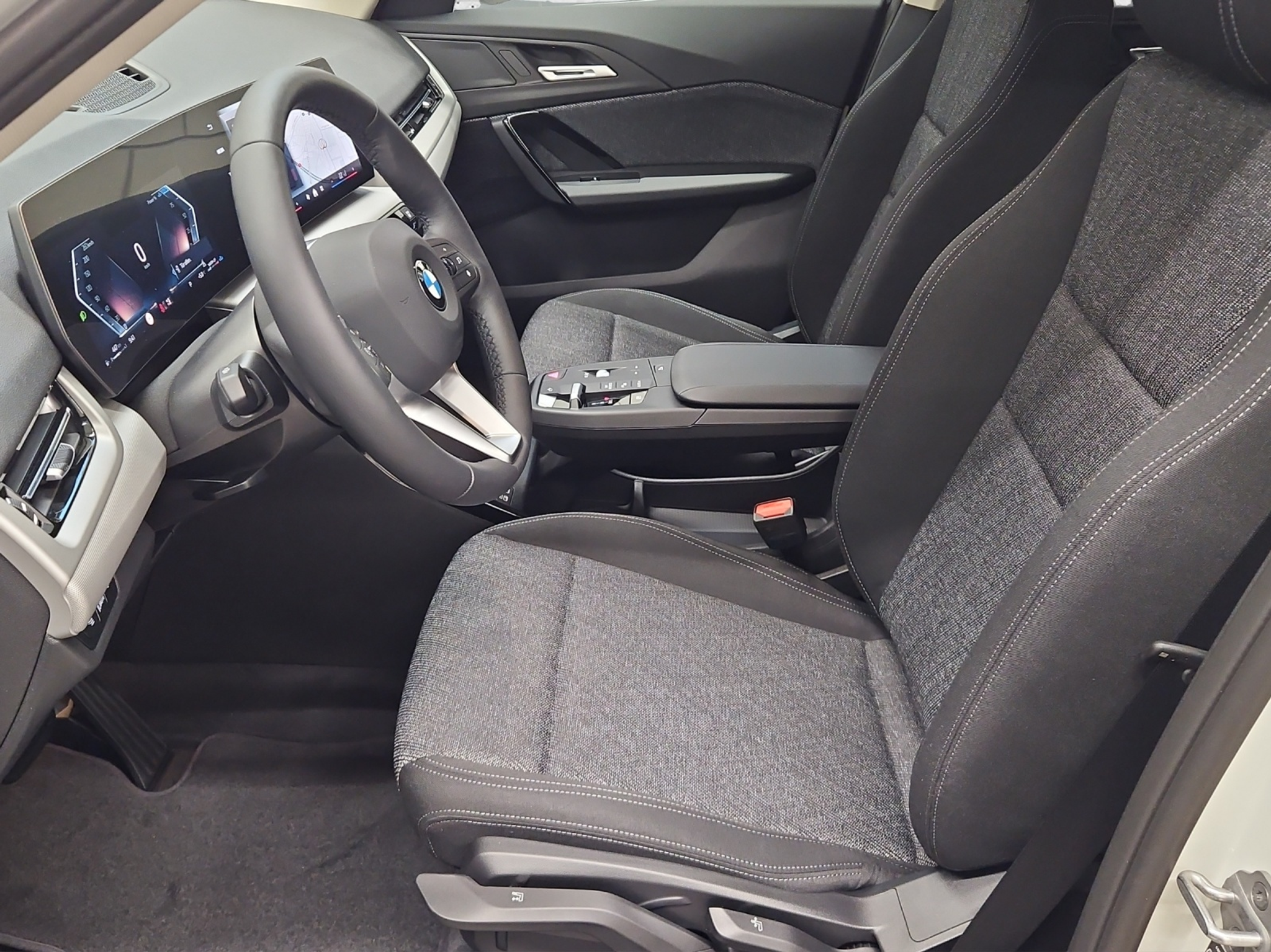 listing desktop thumbnail image 9