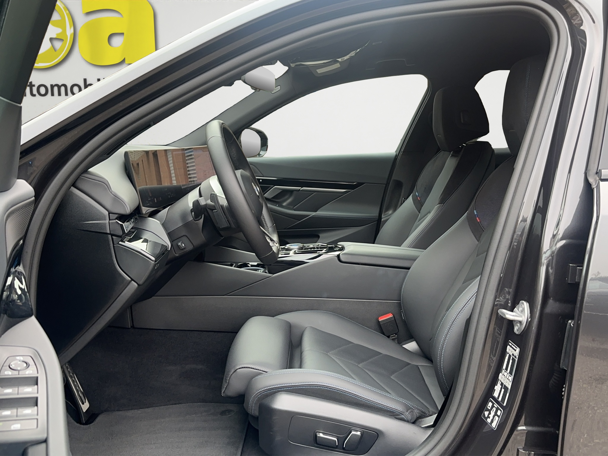 listing desktop thumbnail image 10