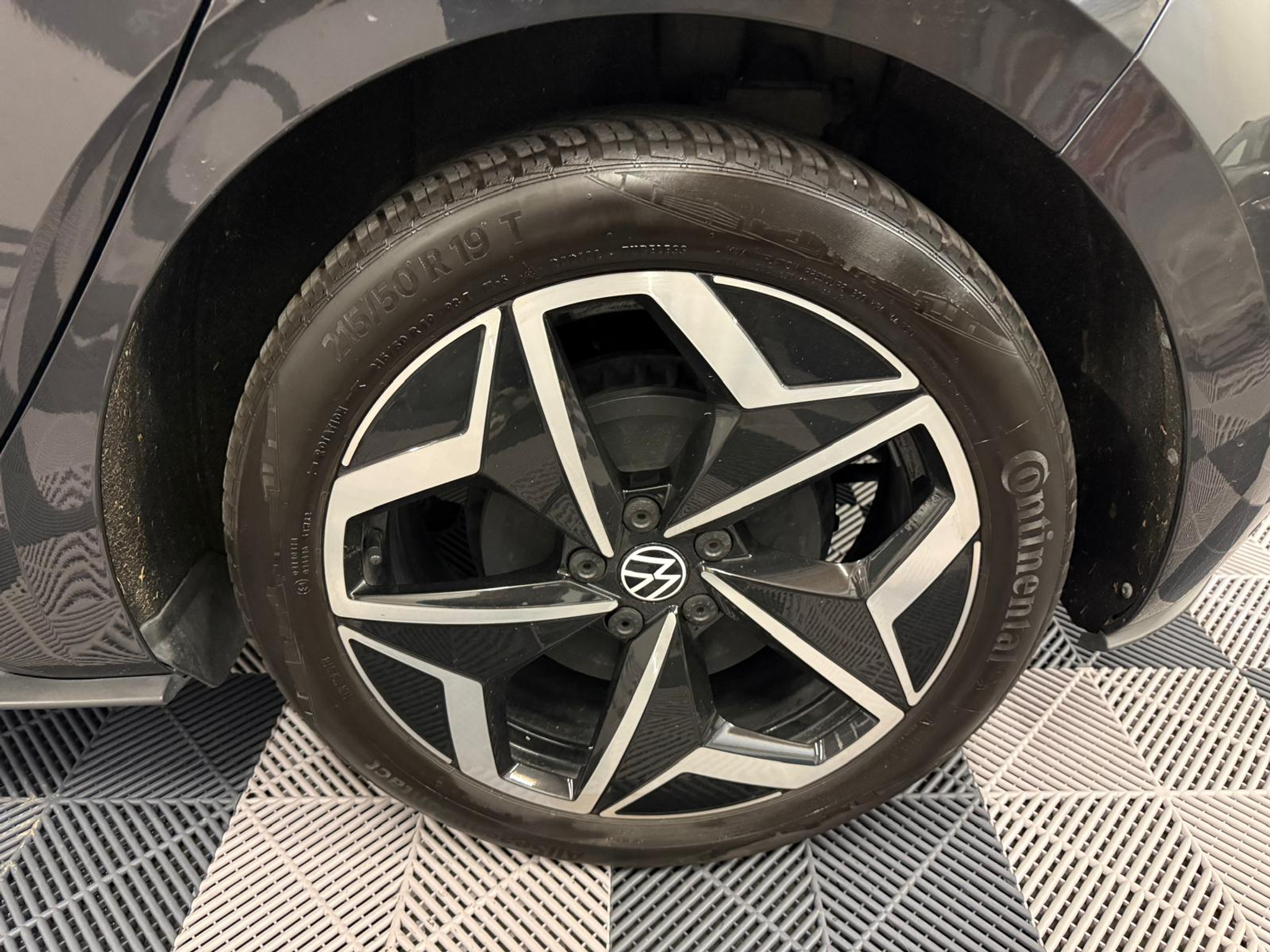 listing desktop thumbnail image 26