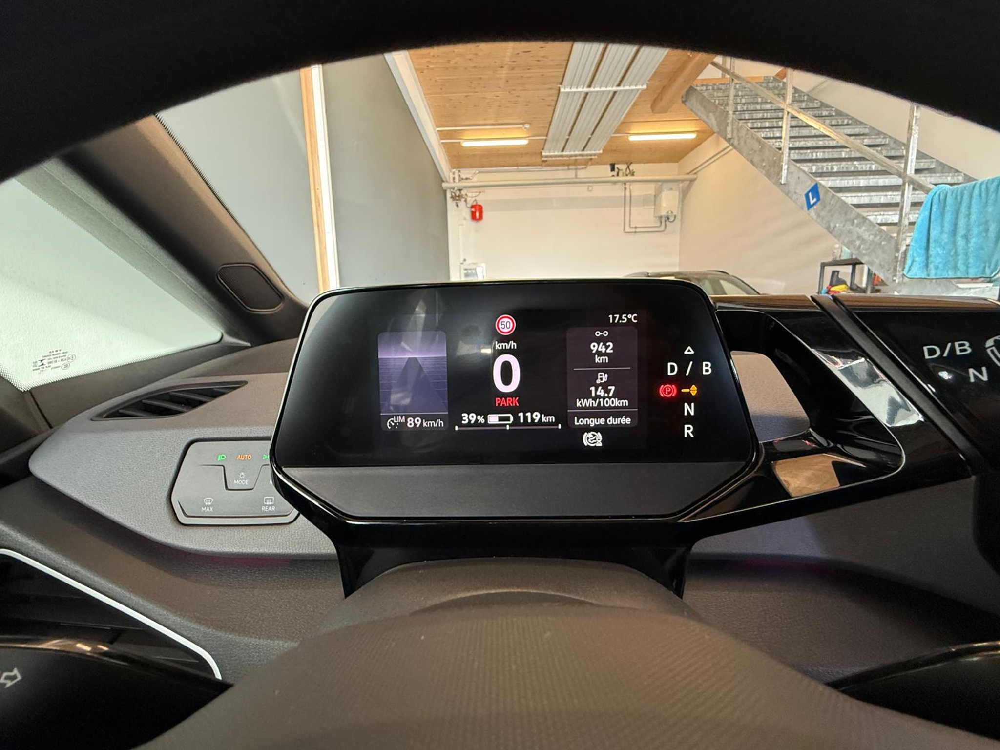 listing desktop thumbnail image 19