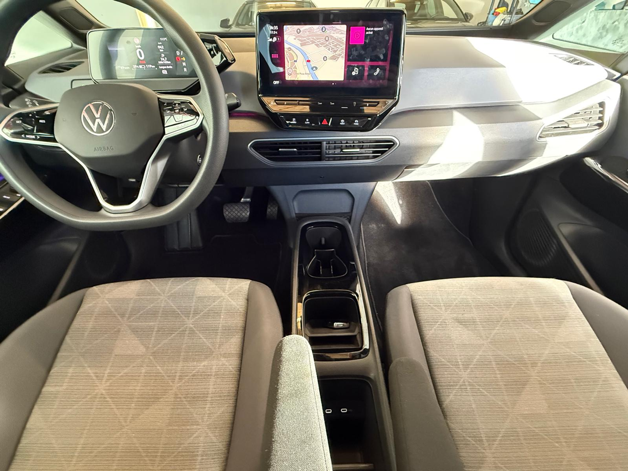 listing desktop thumbnail image 14