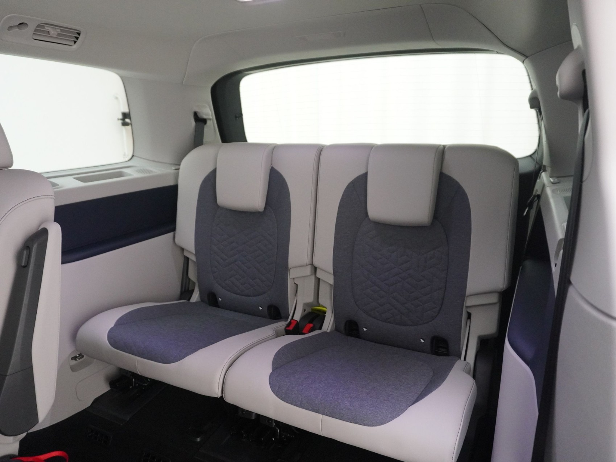 listing desktop thumbnail image 14