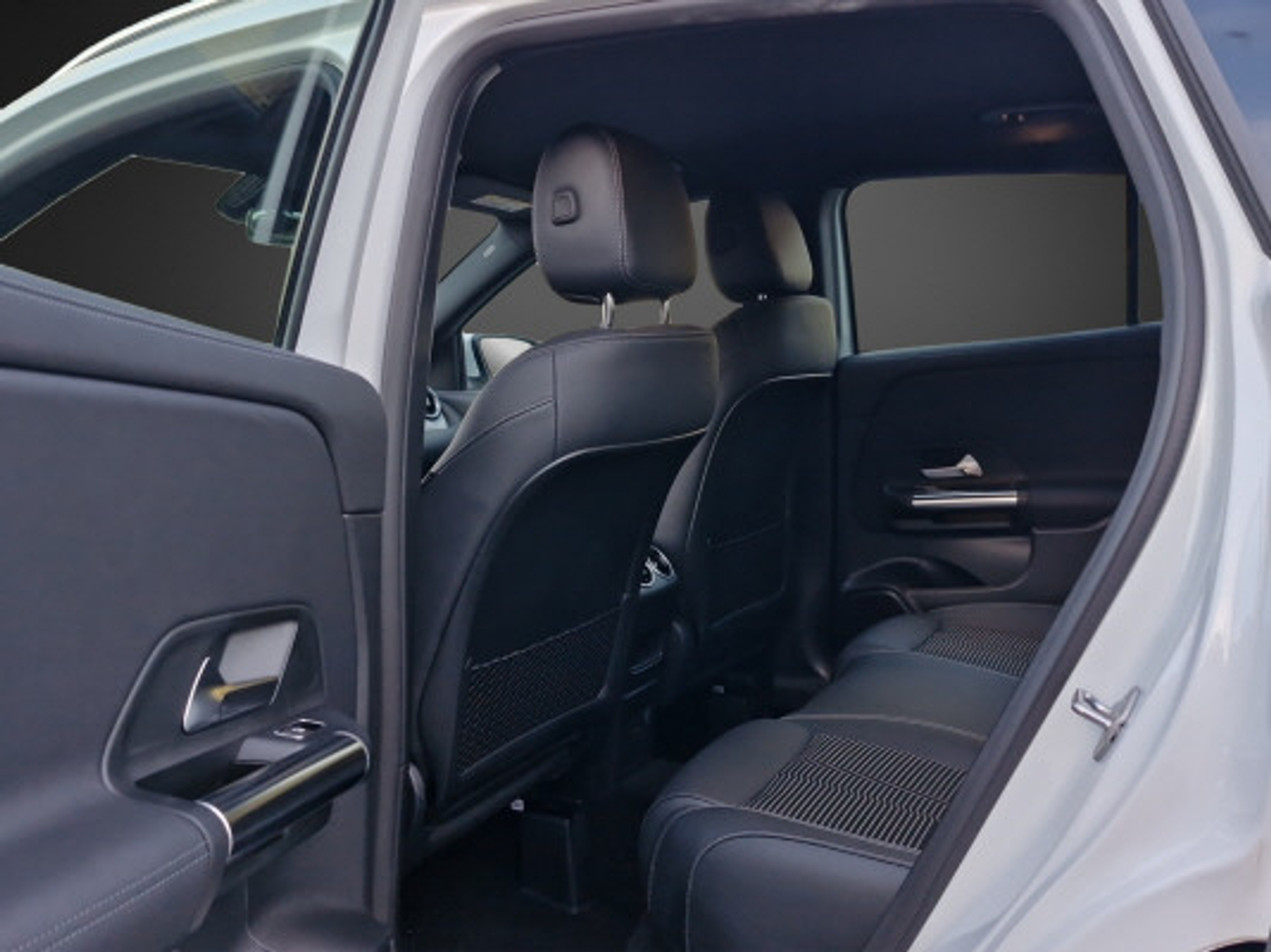 listing desktop thumbnail image 9