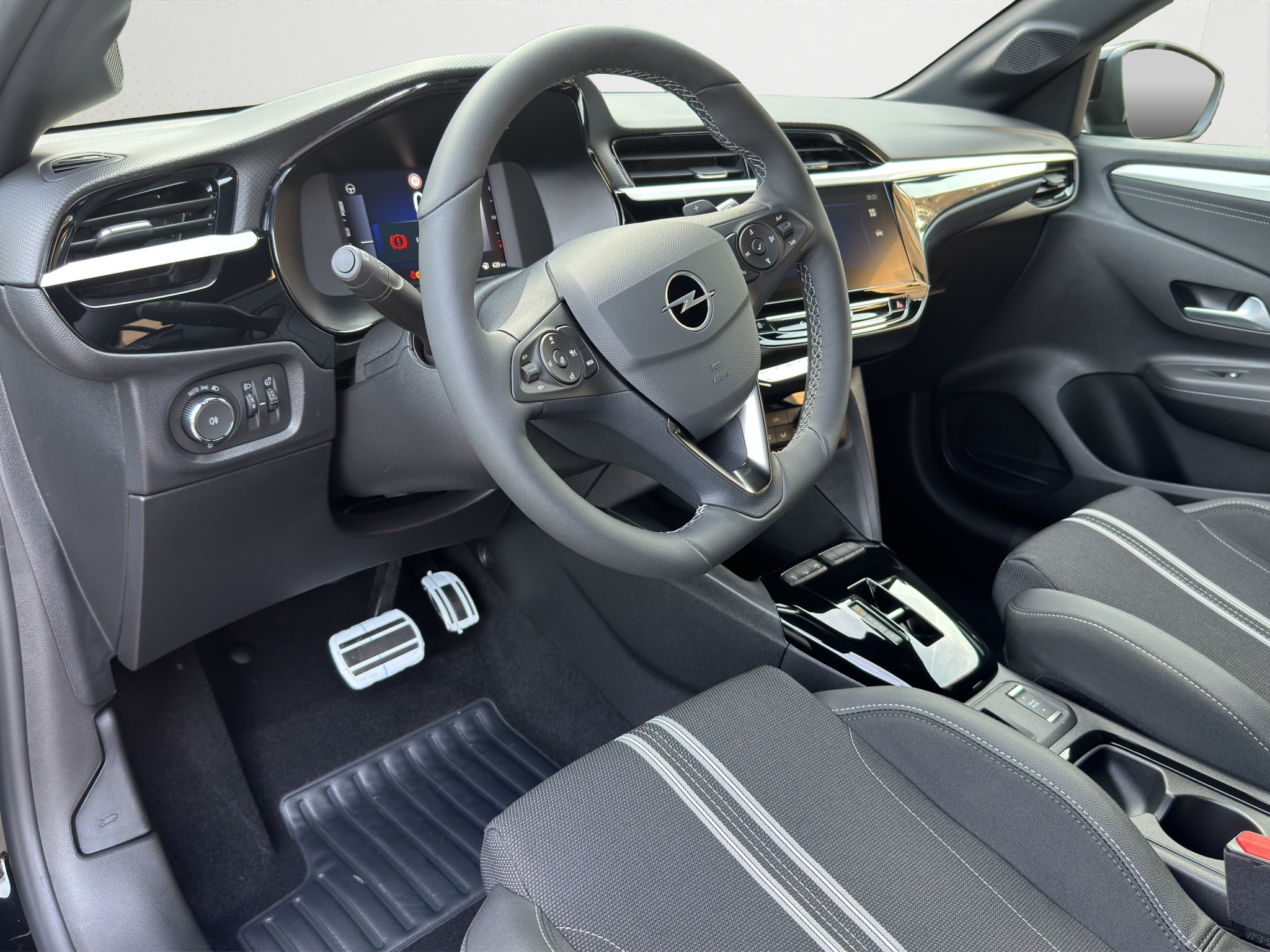 listing desktop thumbnail image 9