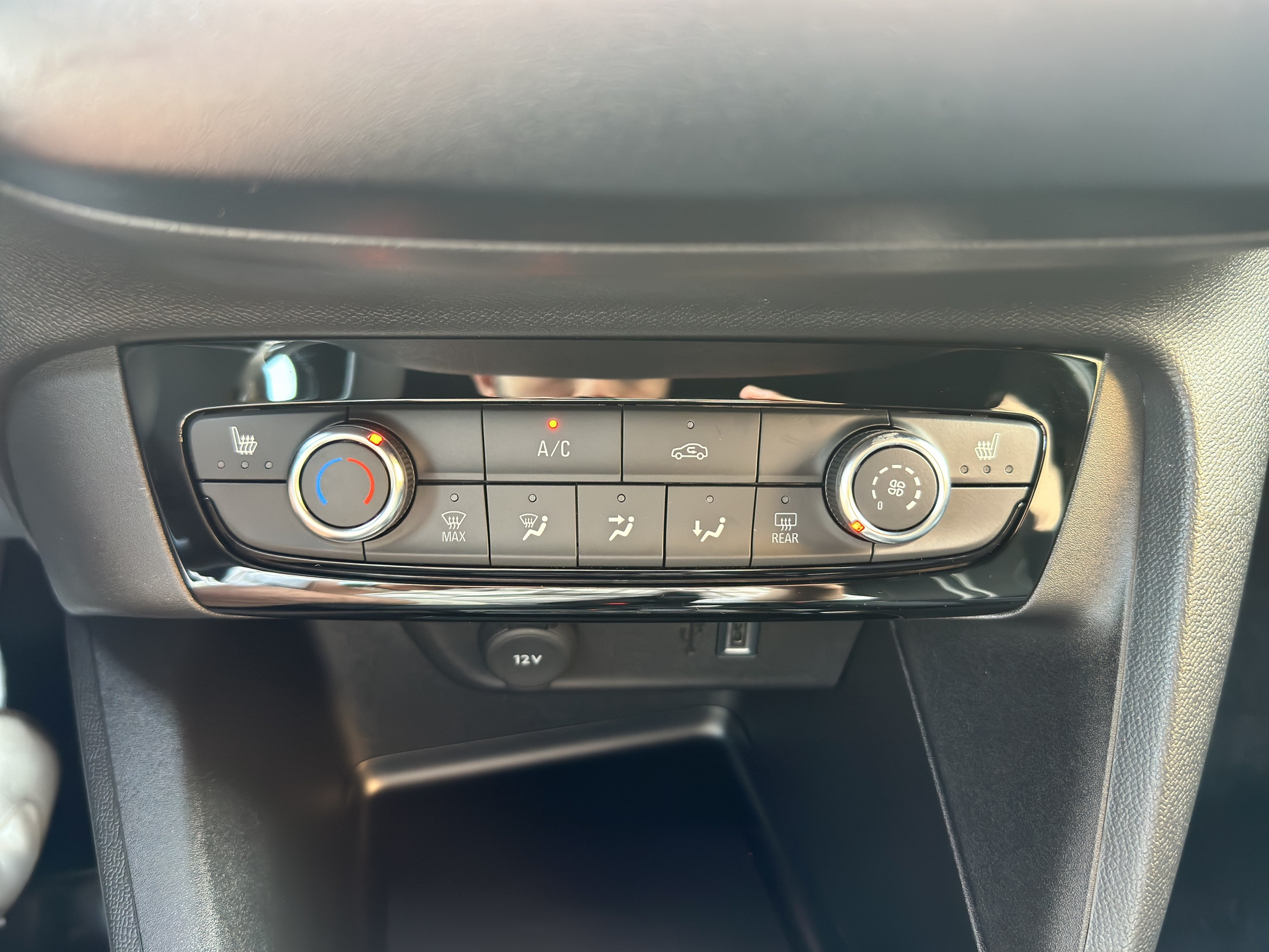 listing desktop thumbnail image 19