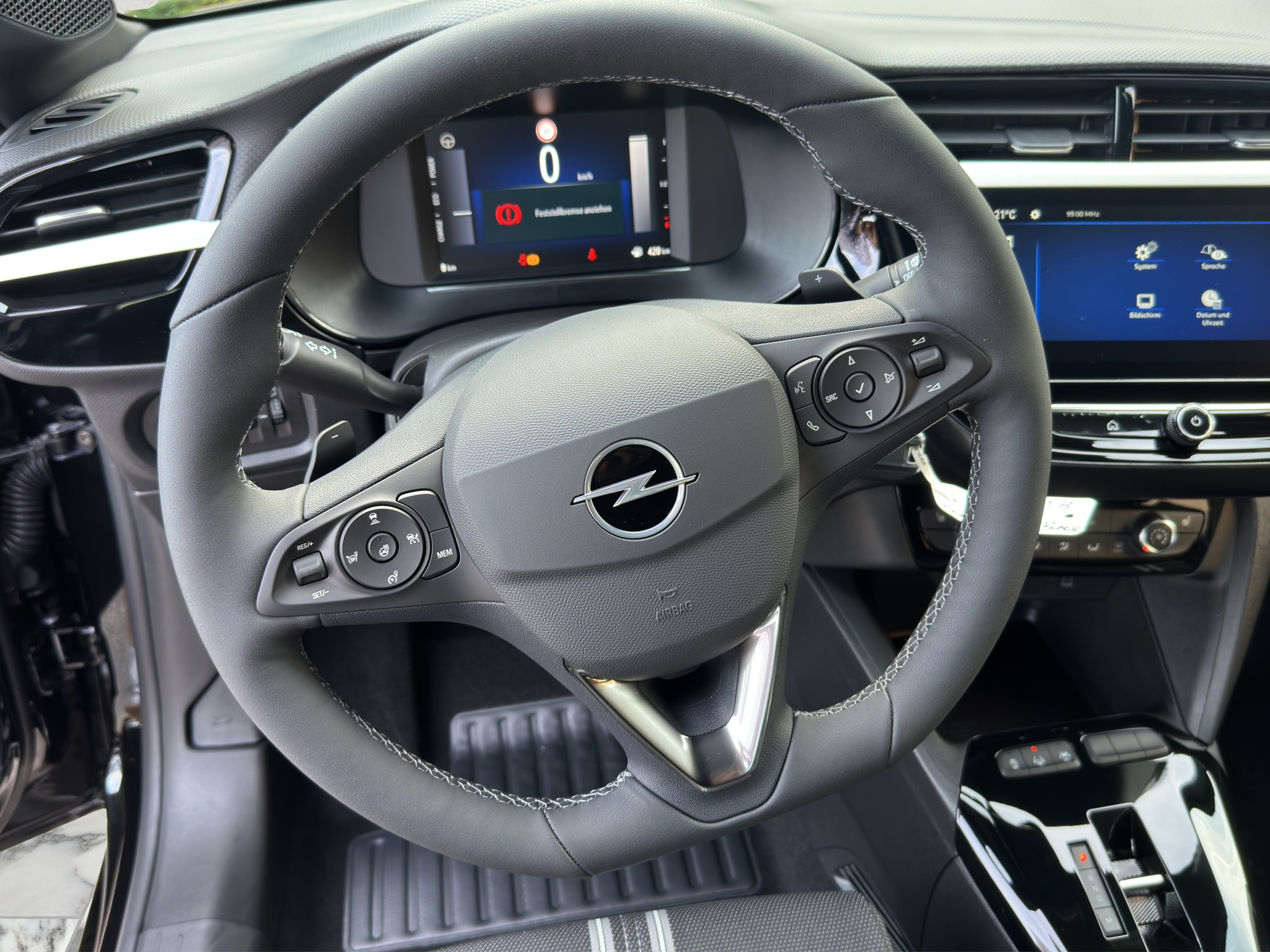 listing desktop thumbnail image 13