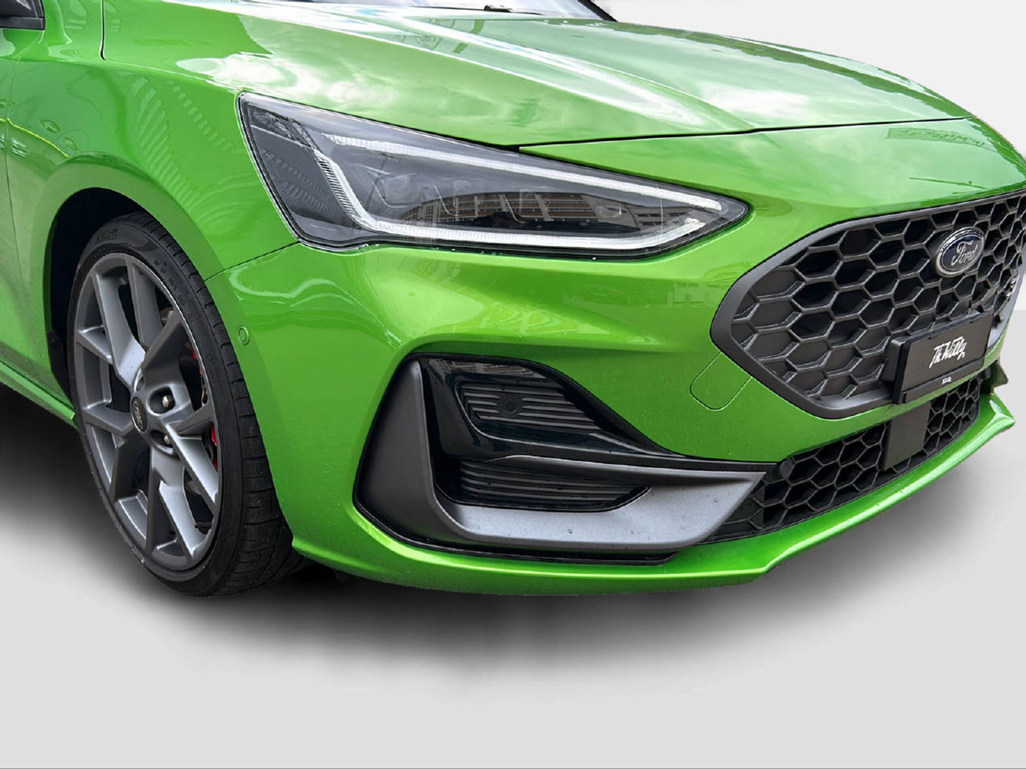 listing desktop thumbnail image 15