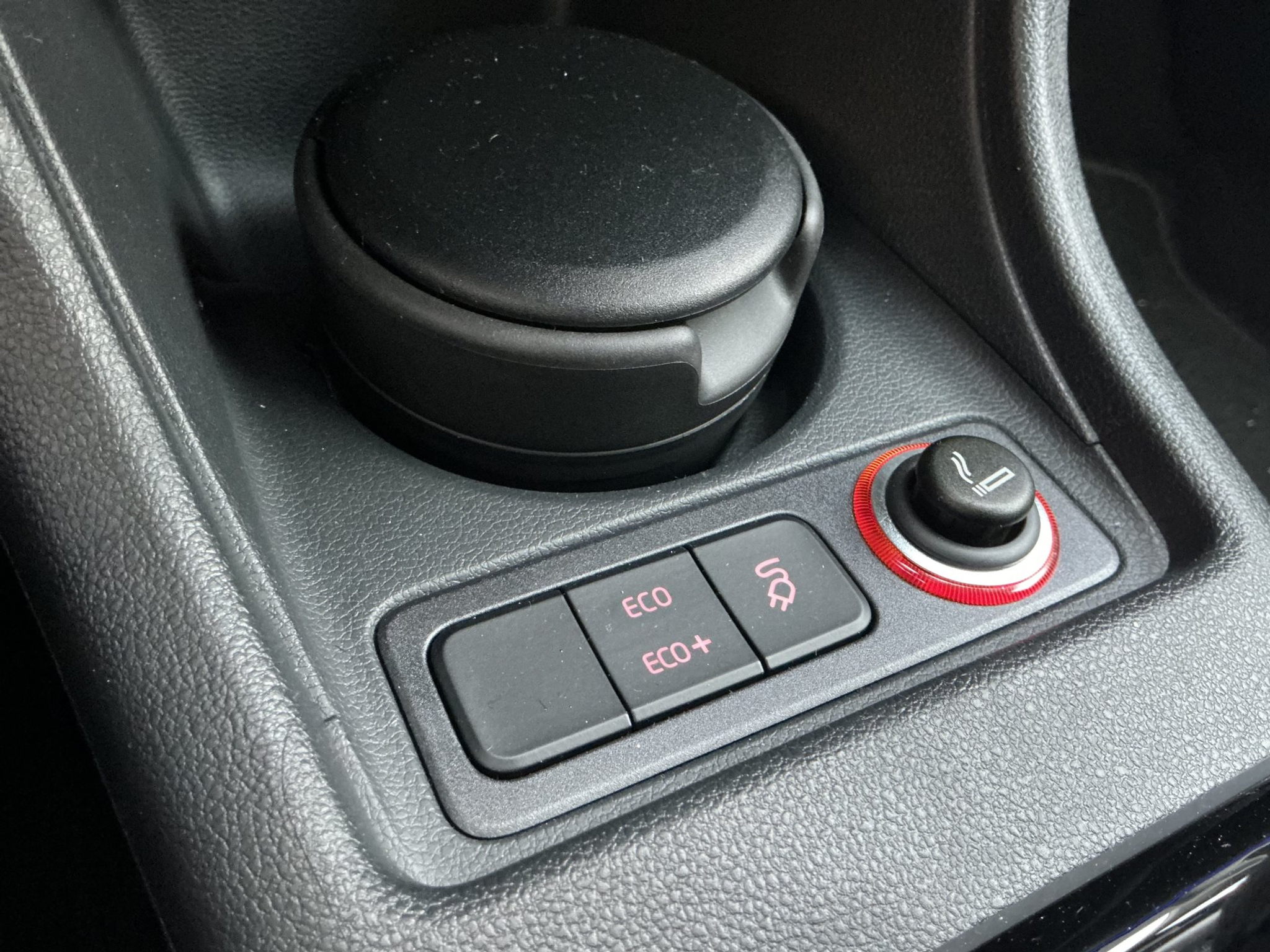 listing desktop thumbnail image 14