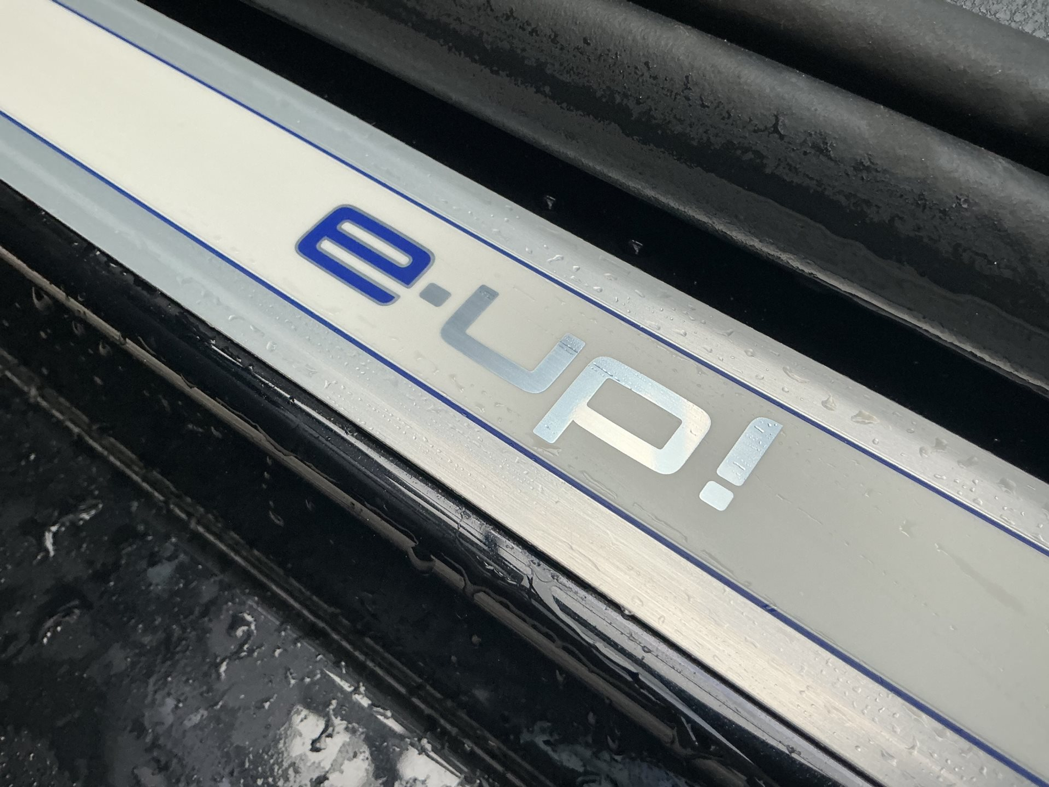 listing desktop thumbnail image 16