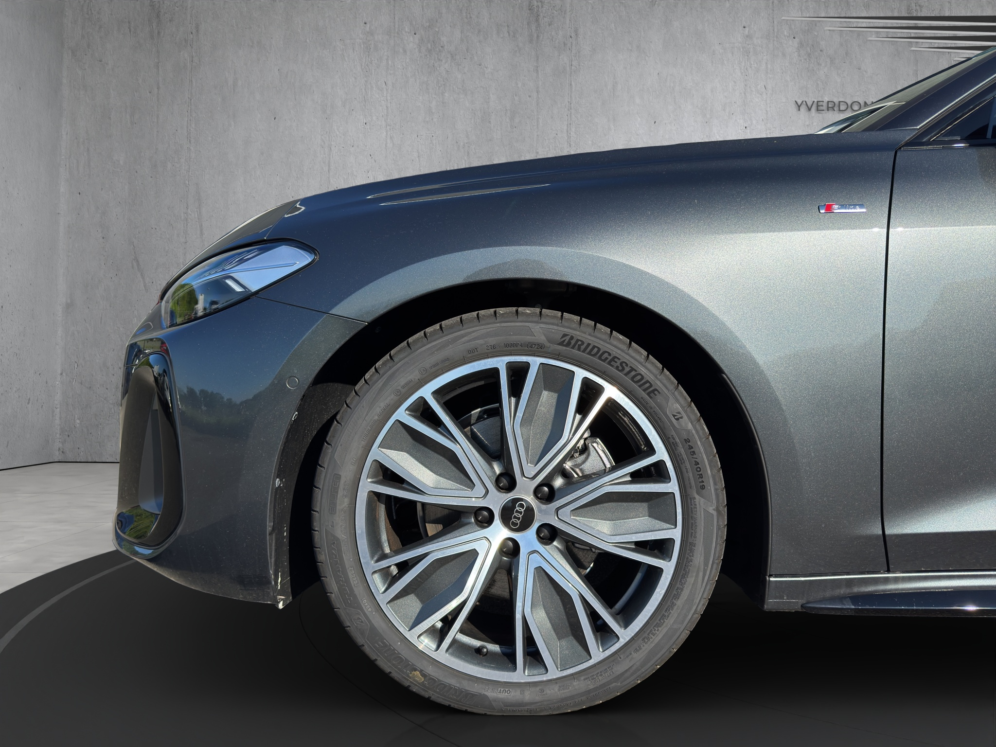 listing desktop thumbnail image 13