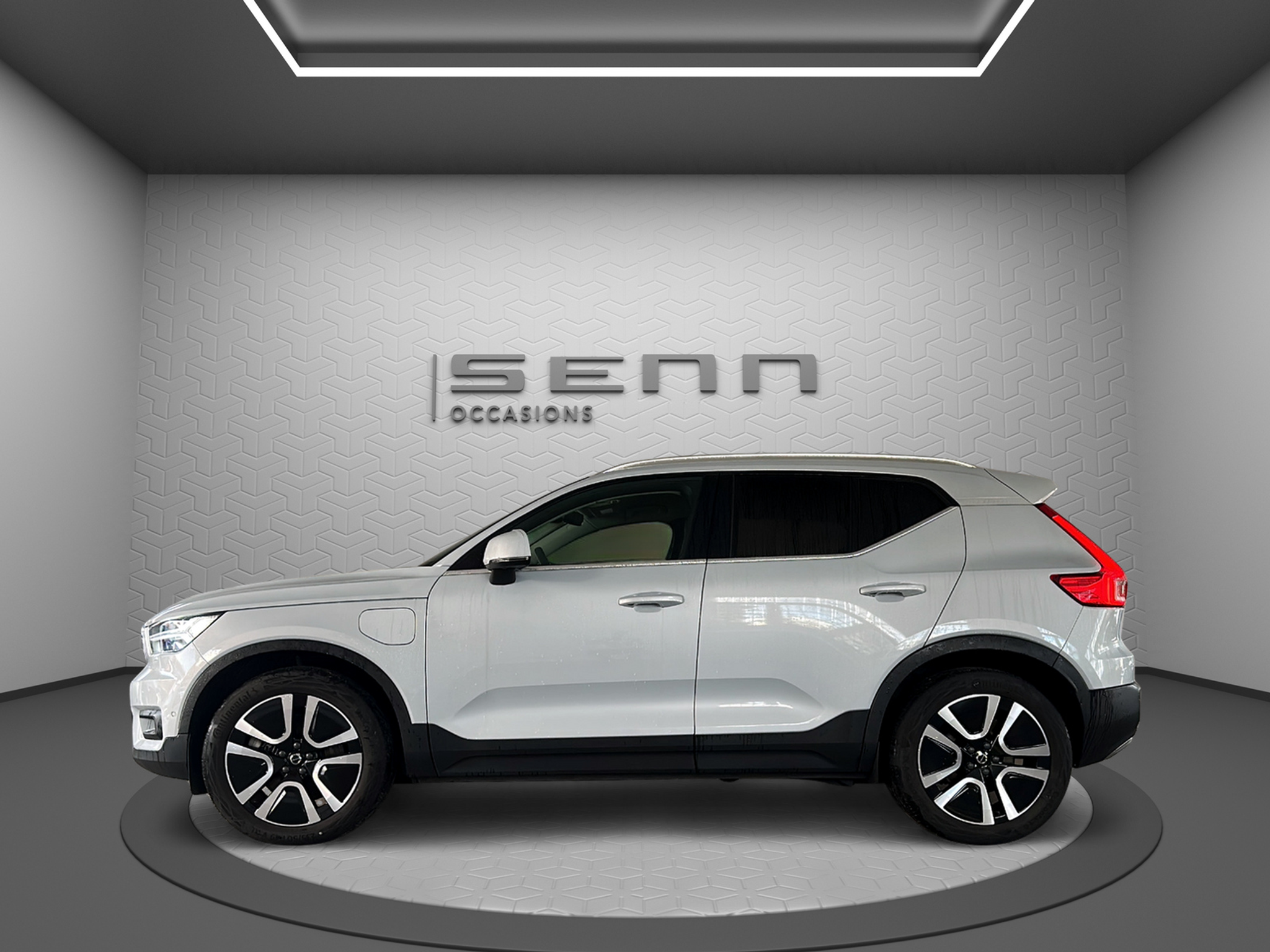 listing desktop thumbnail image 1