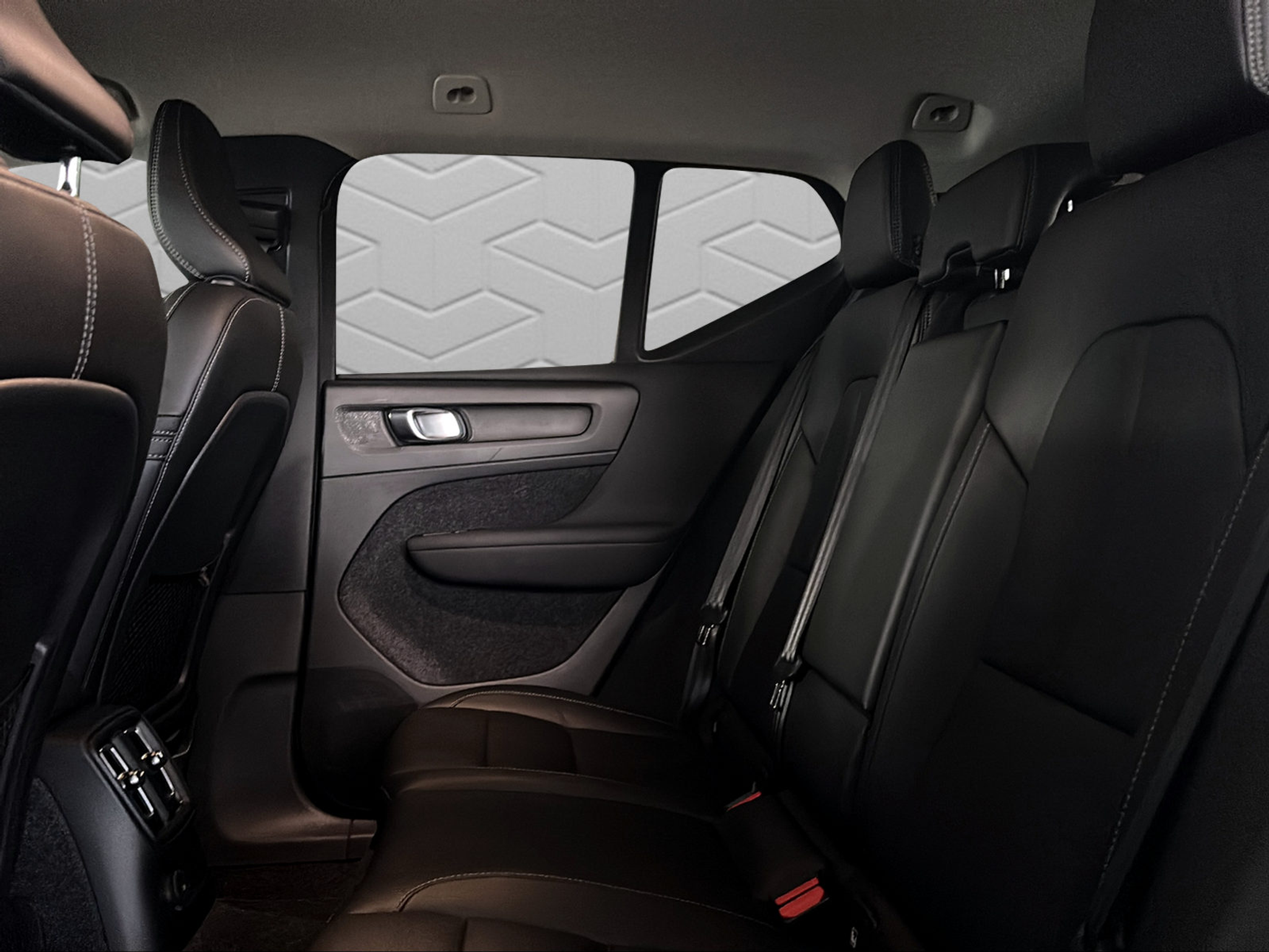 listing desktop thumbnail image 12