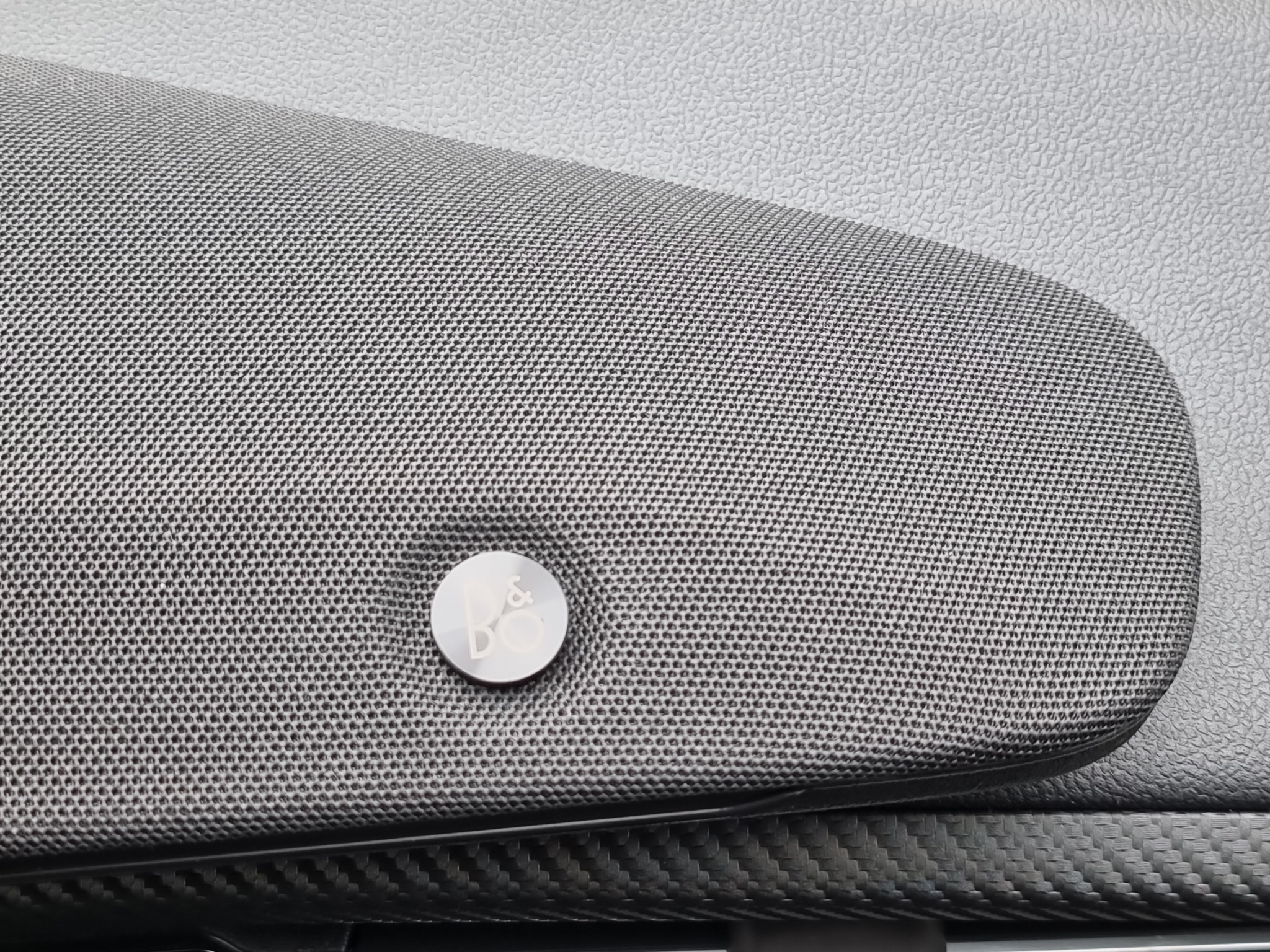 listing desktop thumbnail image 10