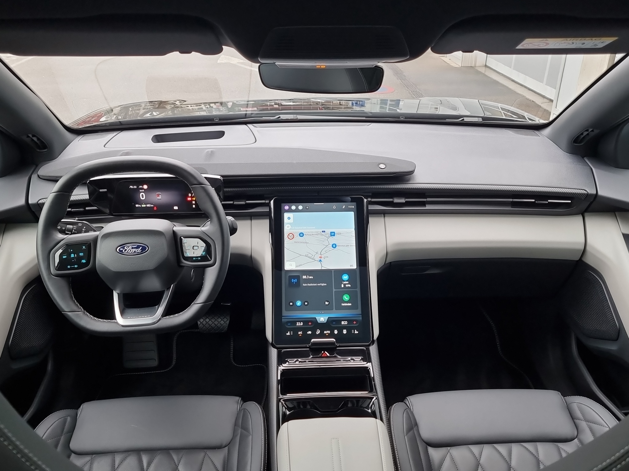 listing desktop thumbnail image 5