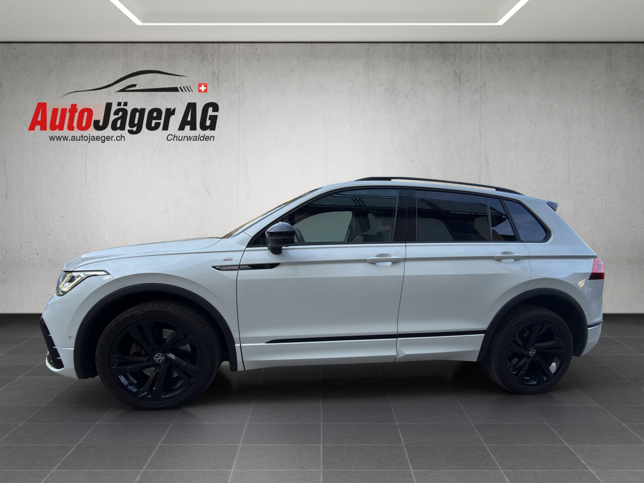 listing desktop thumbnail image 2