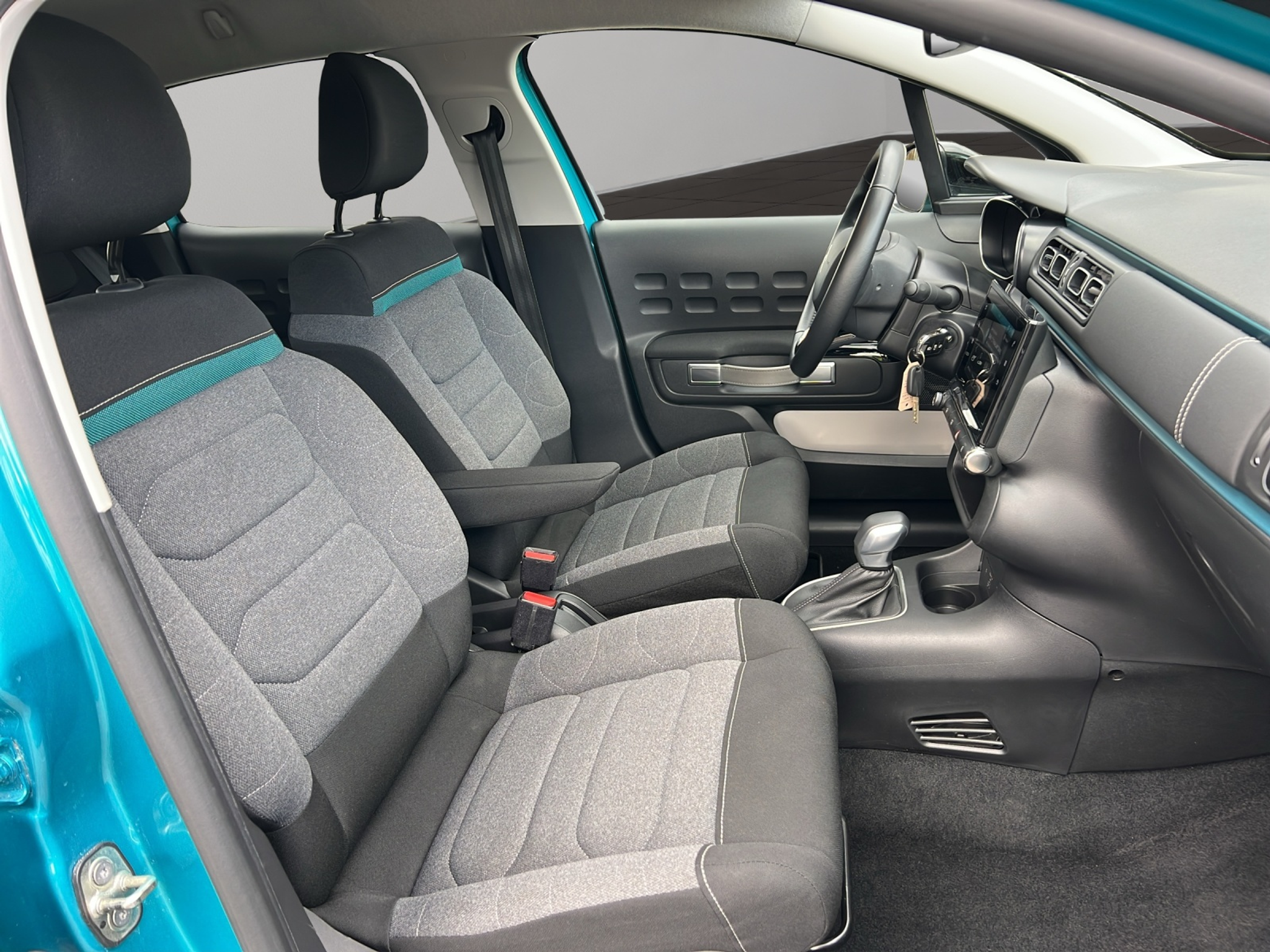 listing desktop thumbnail image 9