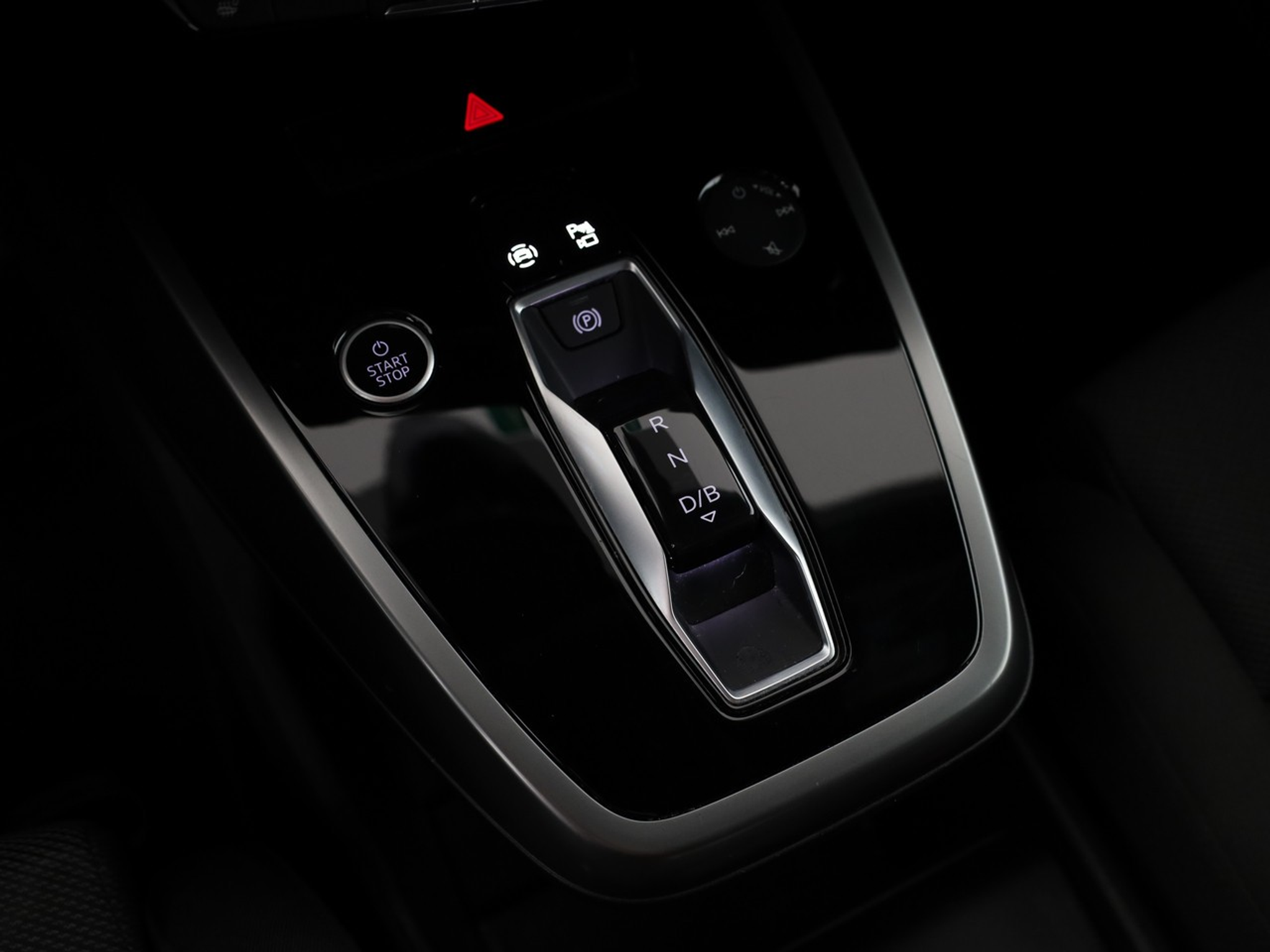 listing desktop thumbnail image 12