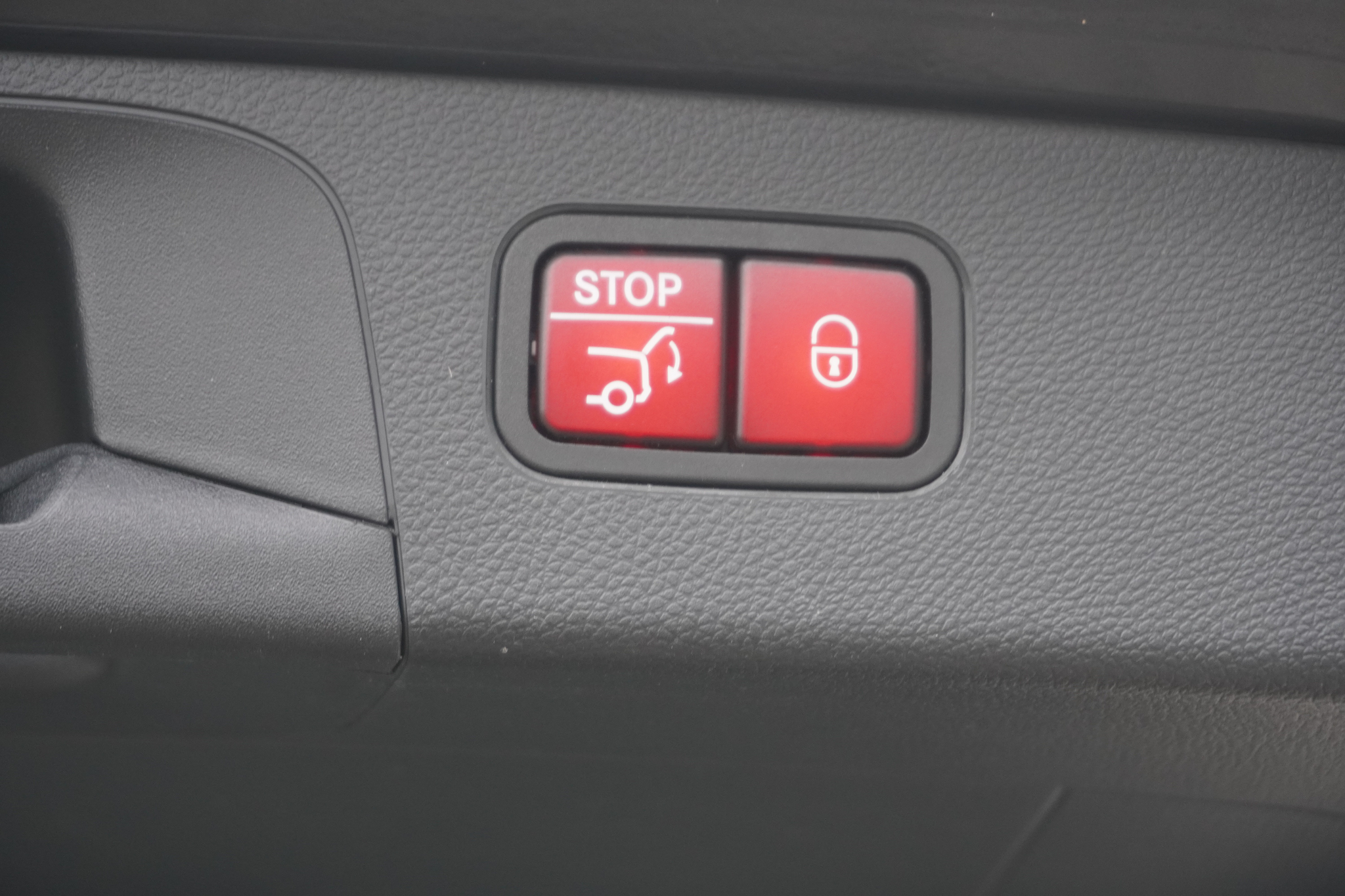 listing desktop thumbnail image 10